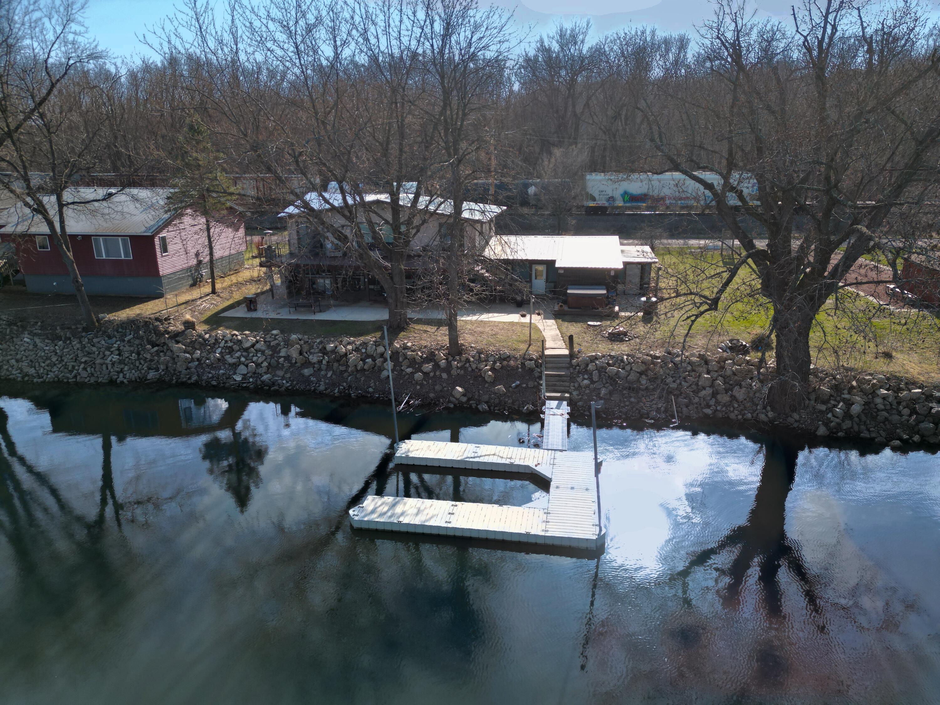 742 Shore Acres La Crescent MN 55947 - Mississippi 1913366 image1