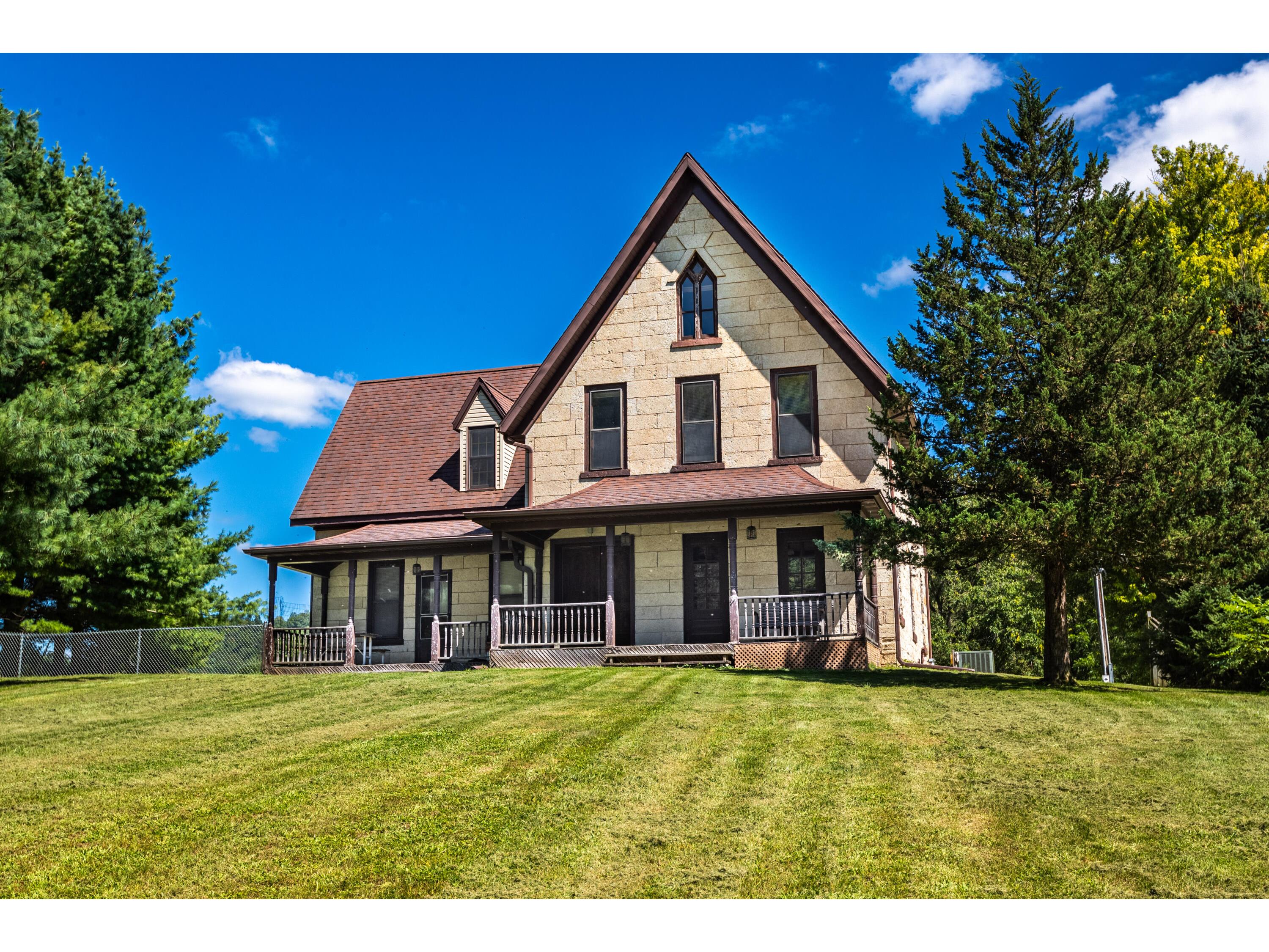 753 Main De Soto WI 54624 1889033 image1