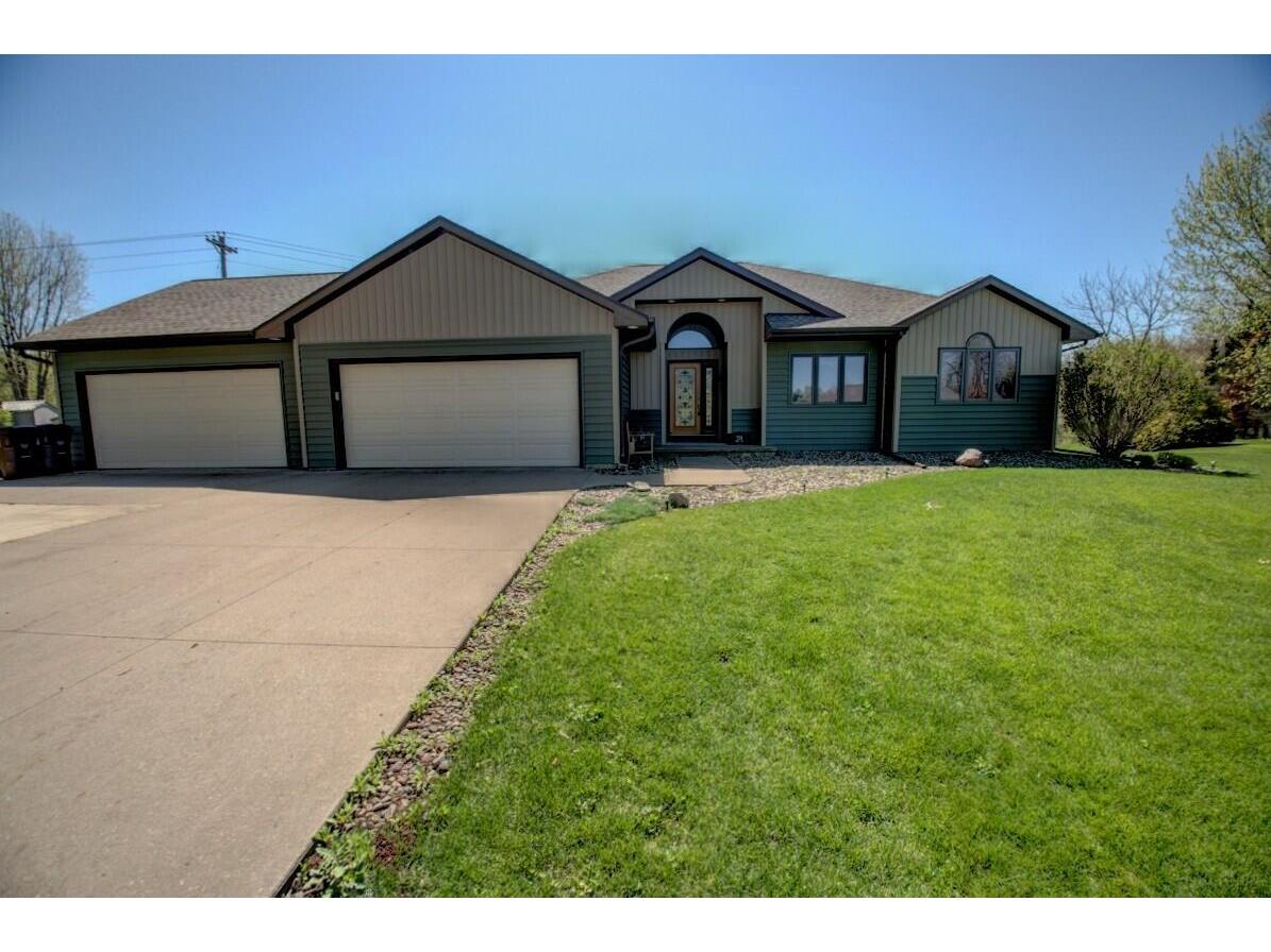 758 Faye West Salem WI 54669 1959647 image1
