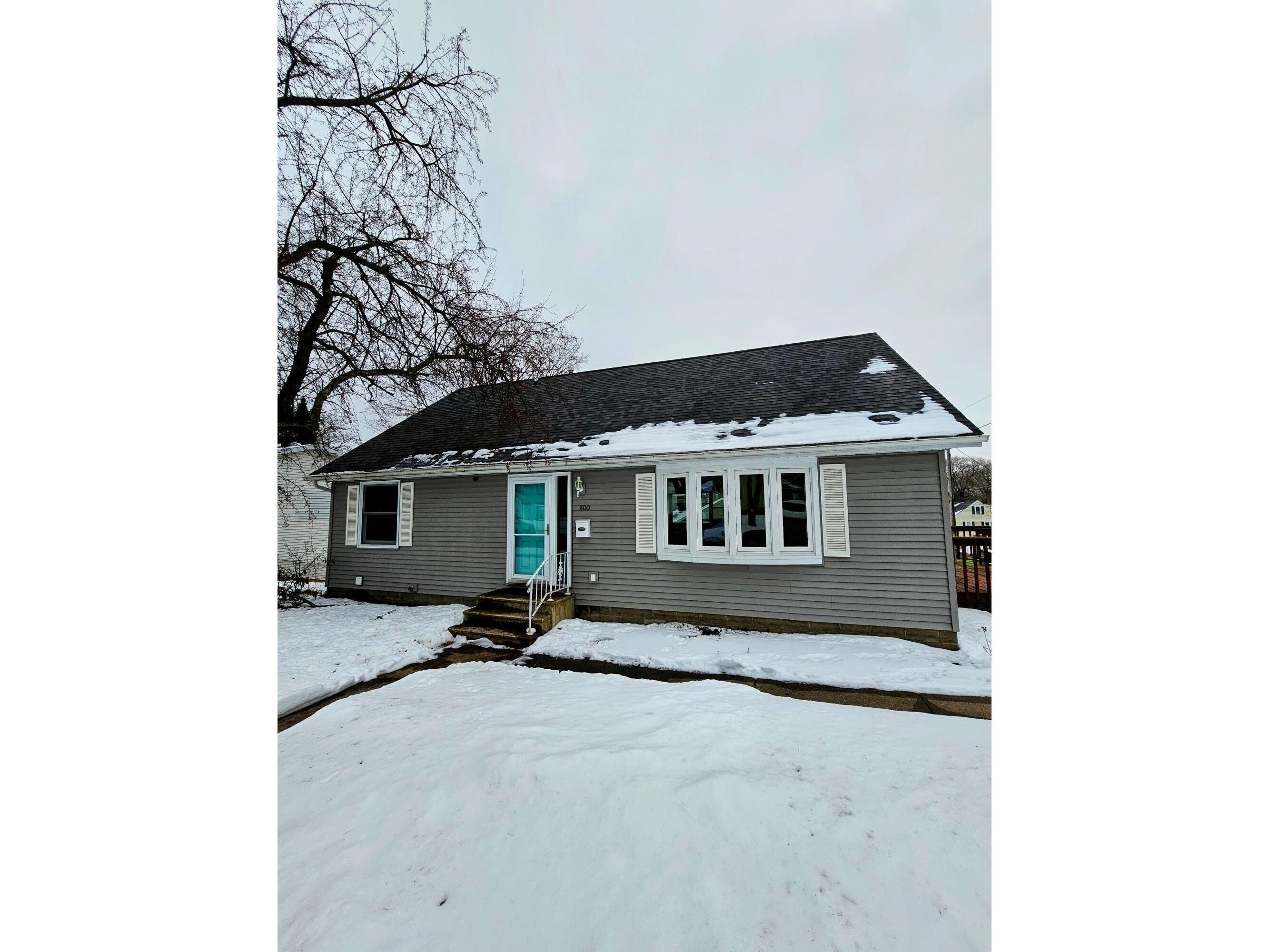 800 Madison Onalaska WI 54650 1862751 image1