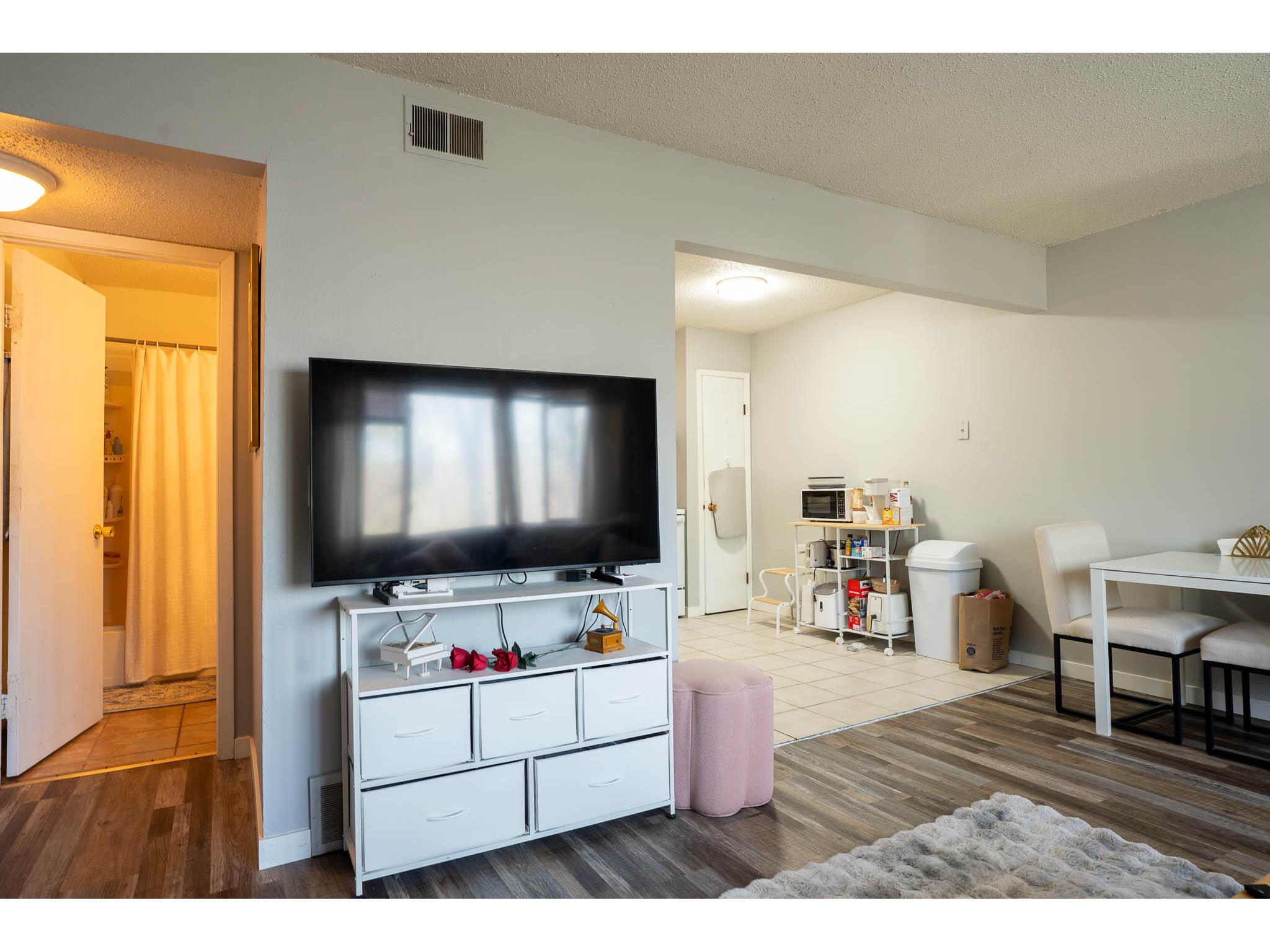 802 7th La Crosse WI 54601 1959601 image13