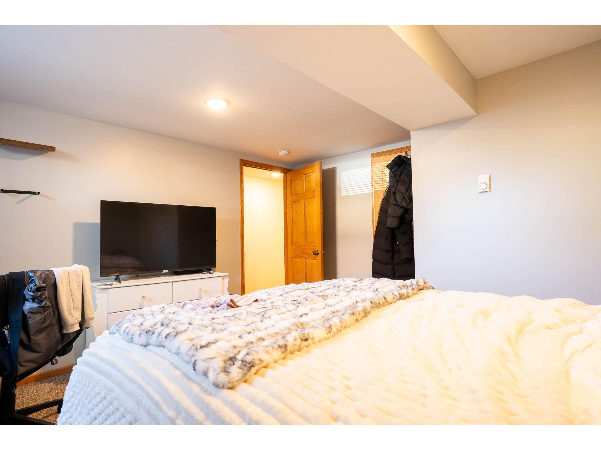 802 7th La Crosse WI 54601 1959601 image28