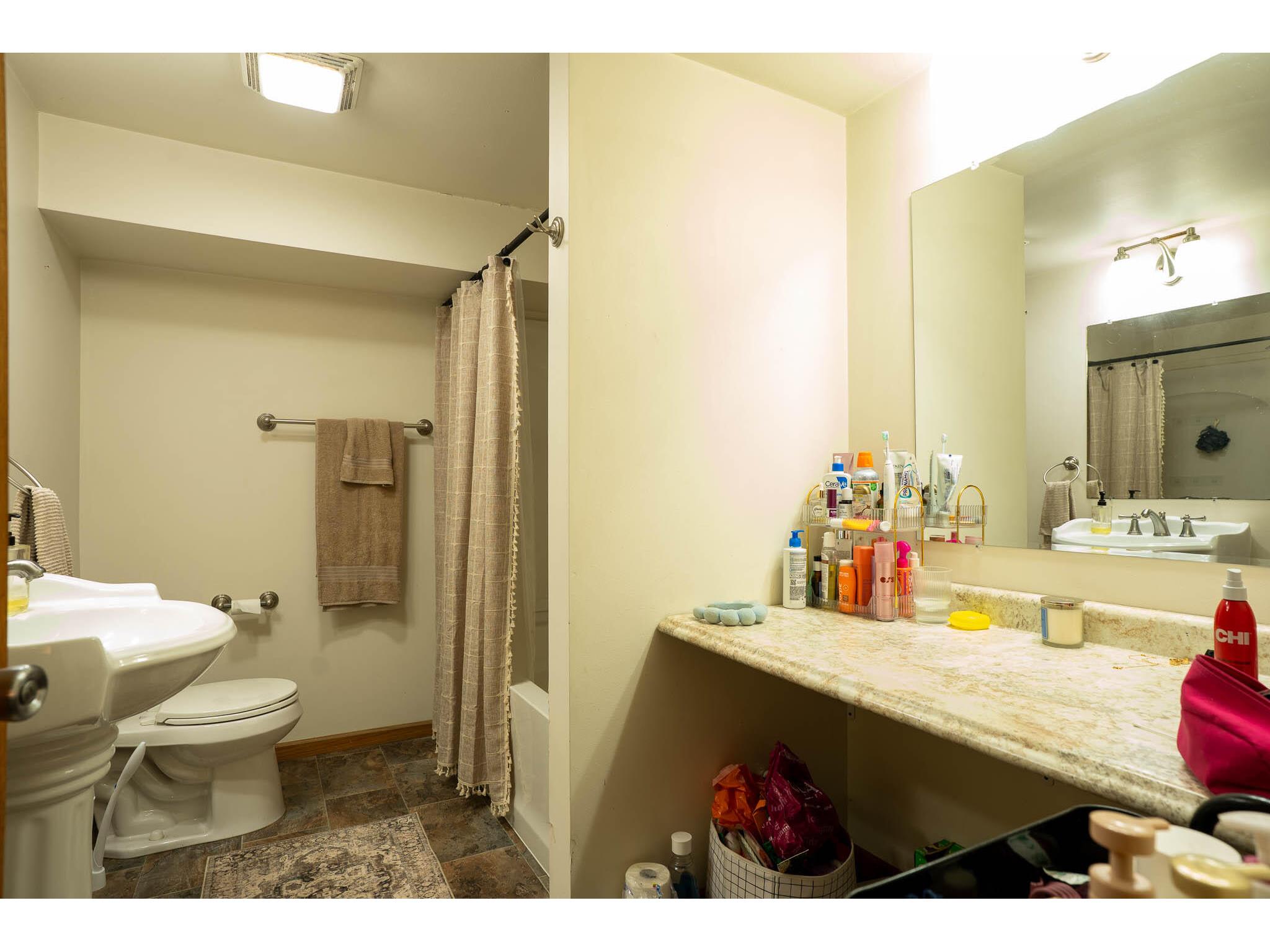 802 7th La Crosse WI 54601 1959601 image29