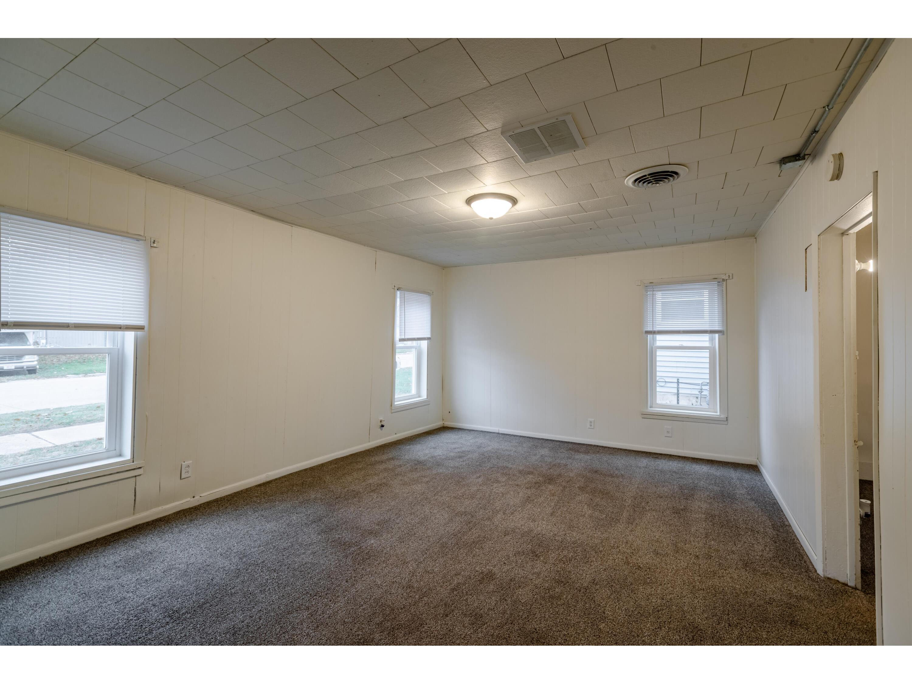 802 Charles La Crosse WI 54603 1942630 image10