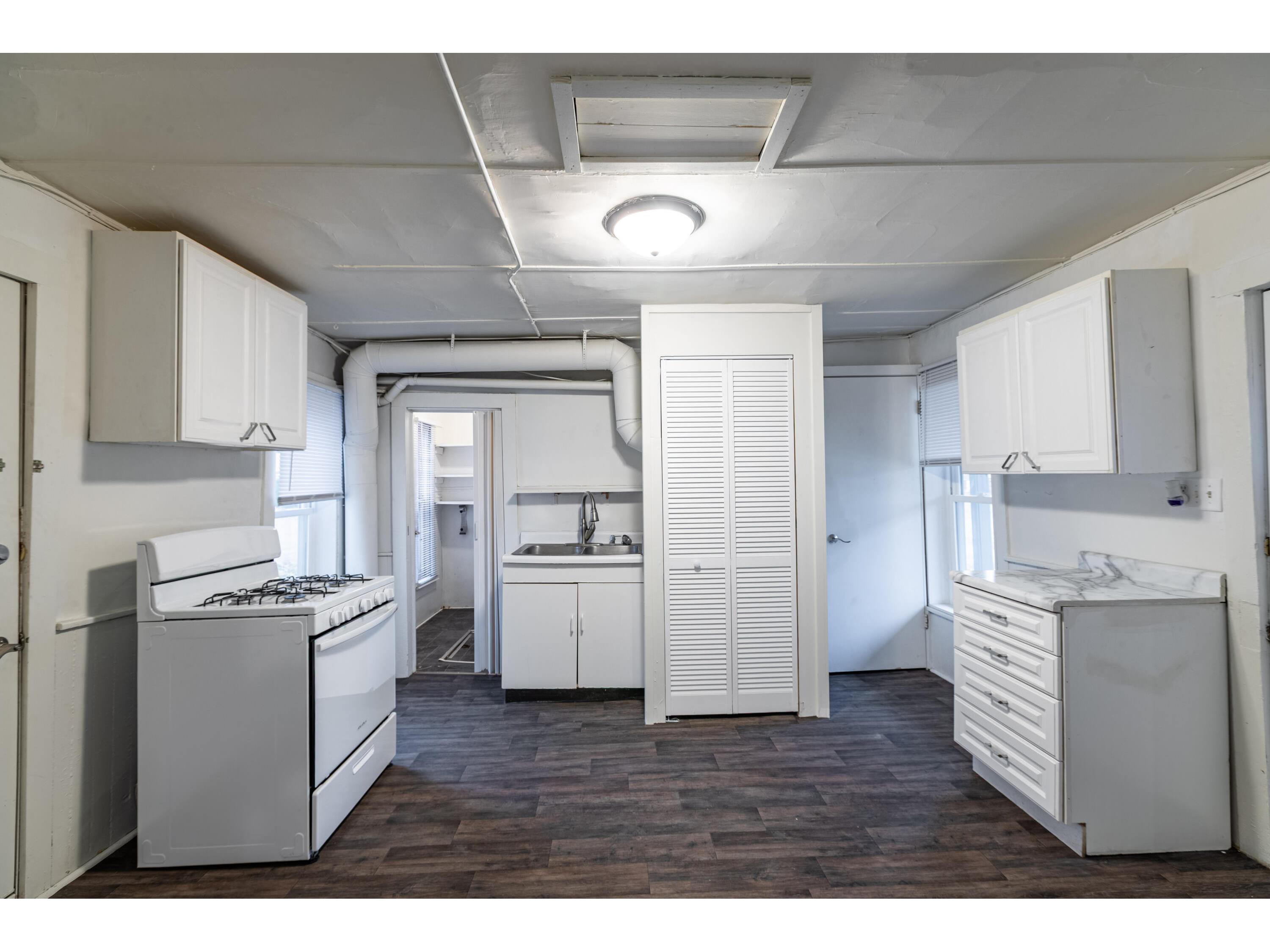 802 Charles La Crosse WI 54603 1942630 image4