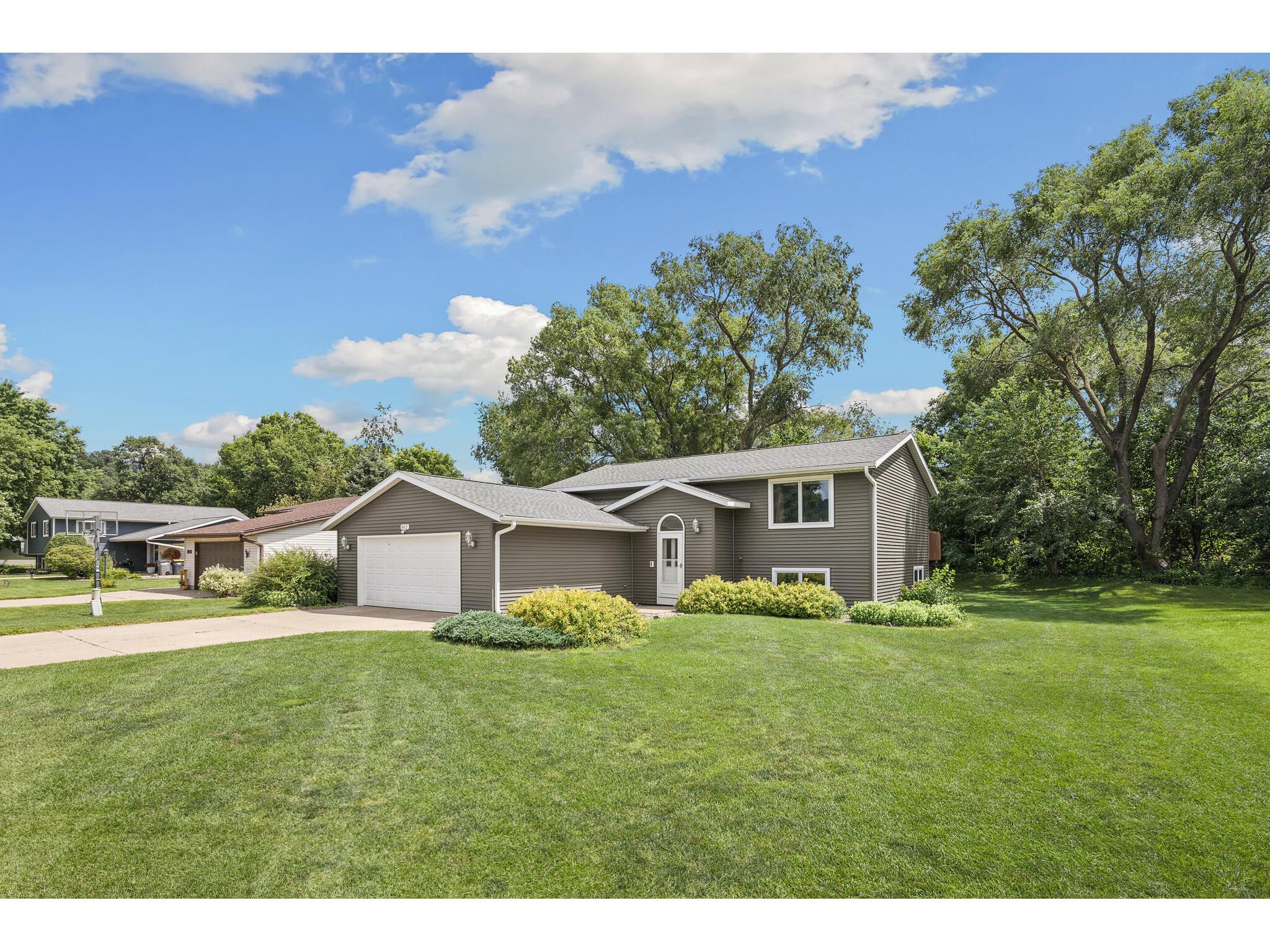 802 Cedar Holmen WI 54636 1884027 image1