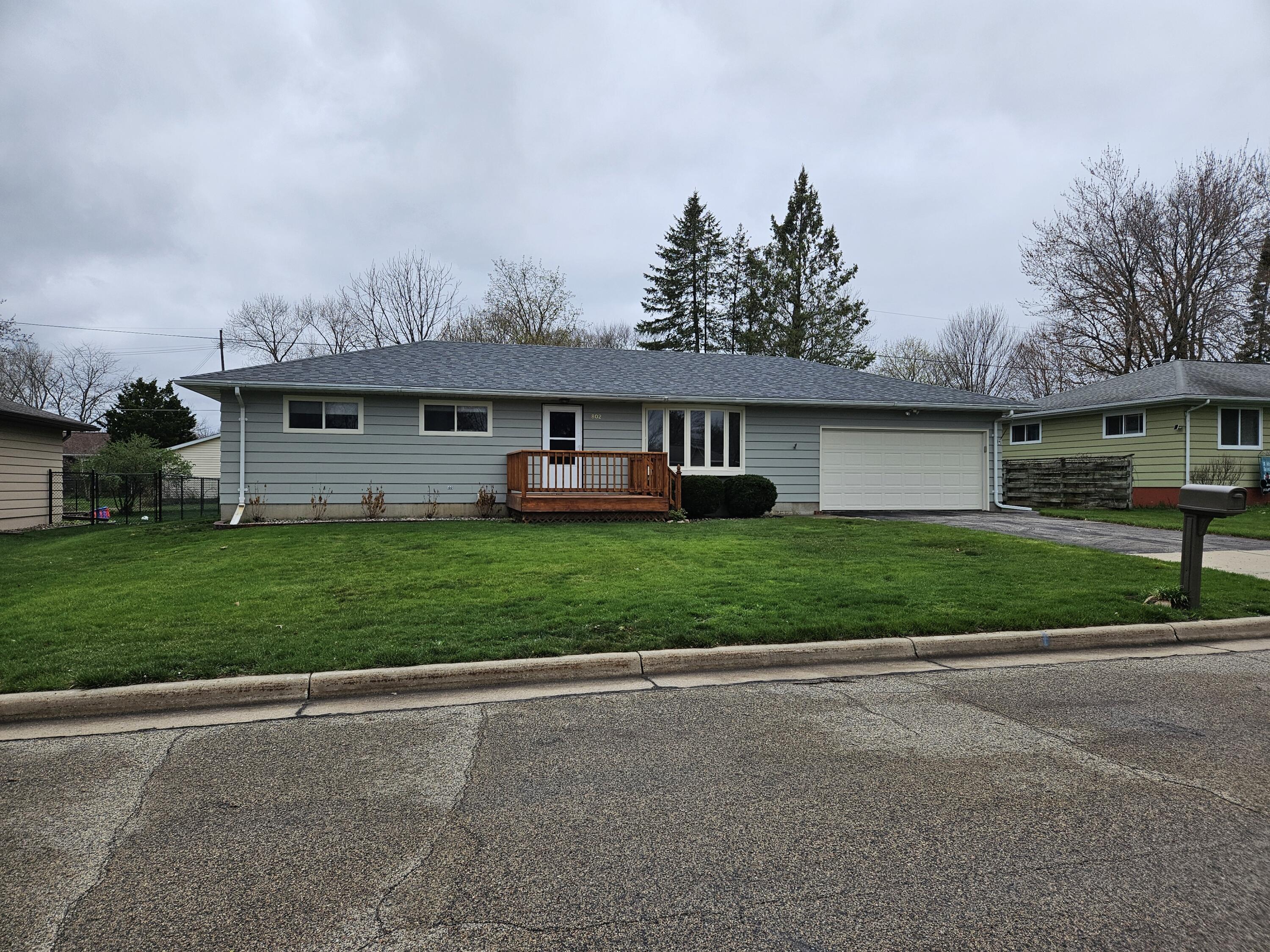 802 Habhegger Ave Sparta WI 54656 1873200 image1