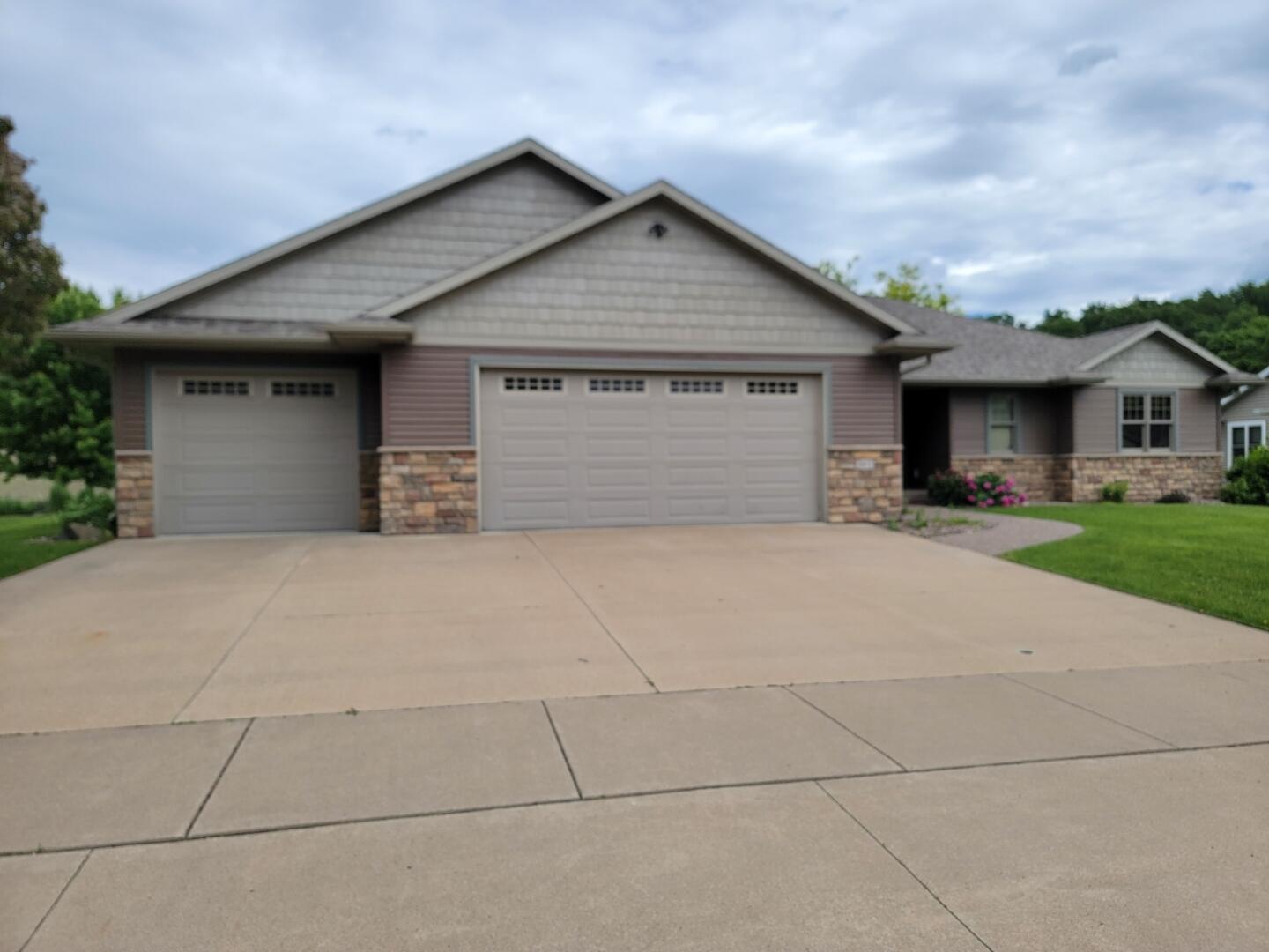 803 Granum, Holmen, WI, 54636 MLS 1868801 Edina Realty