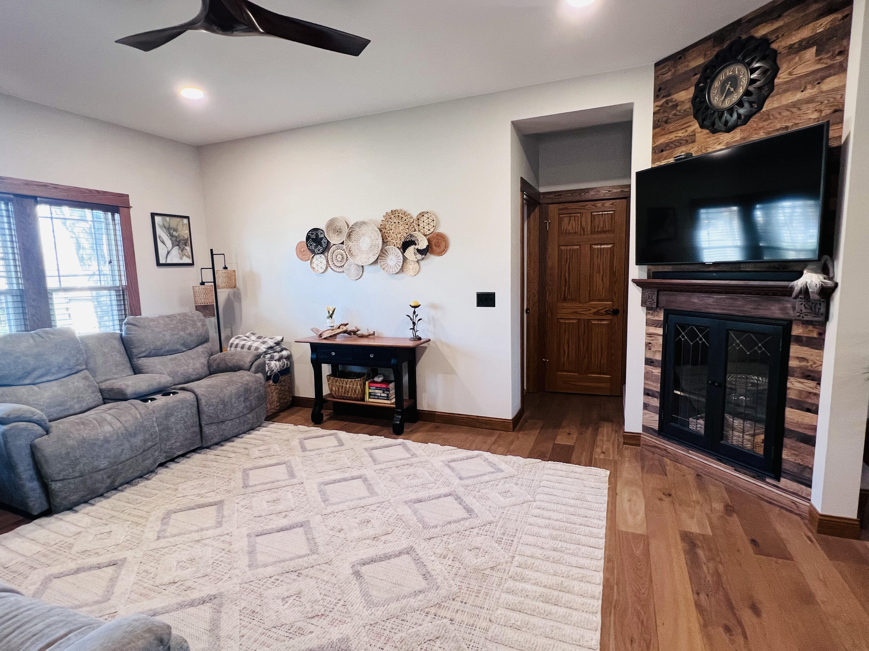803 Pine Caledonia MN 55921 1968905 image29