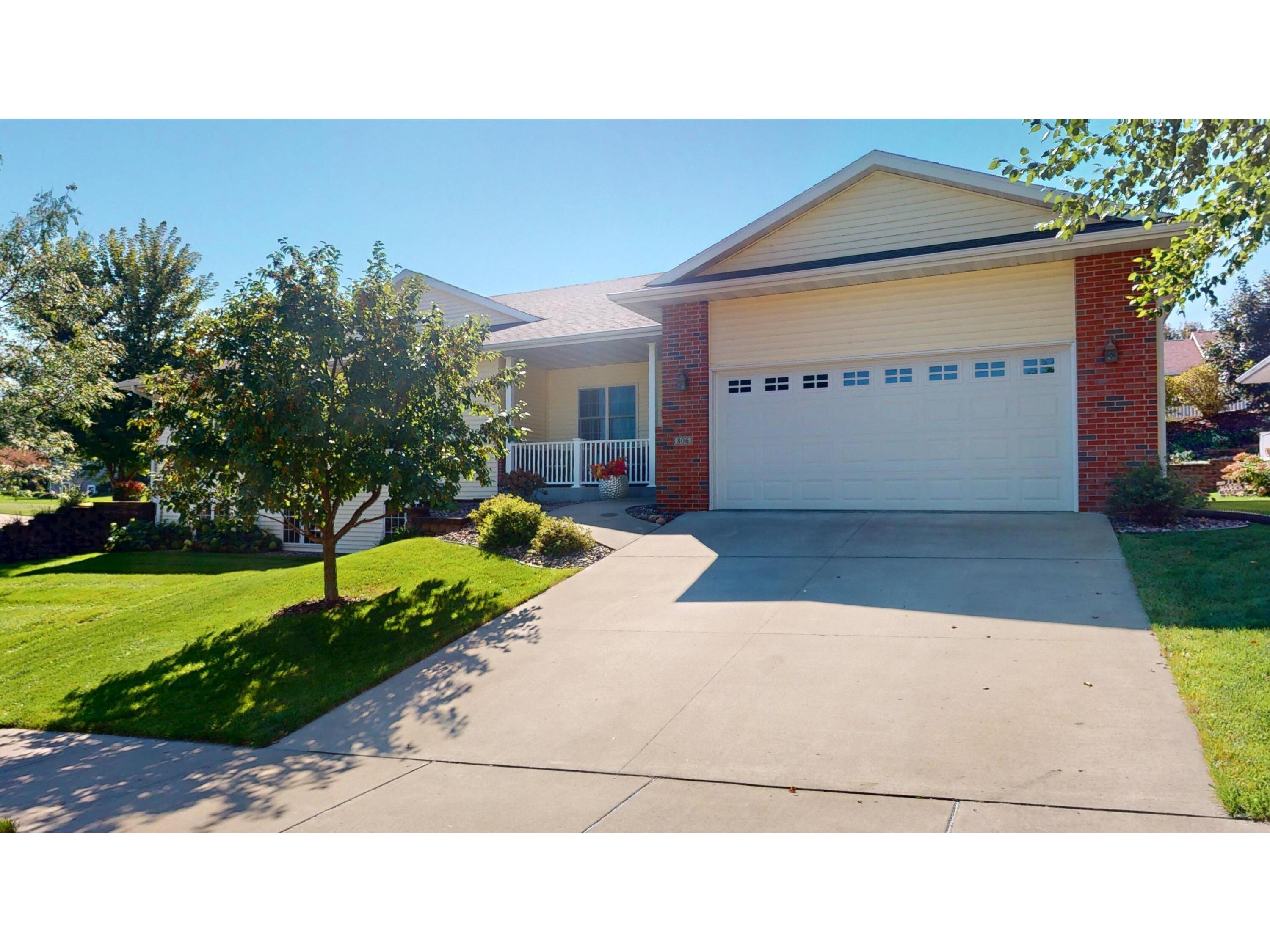 806 Maple Shade Holmen WI 54636 1937152 image1