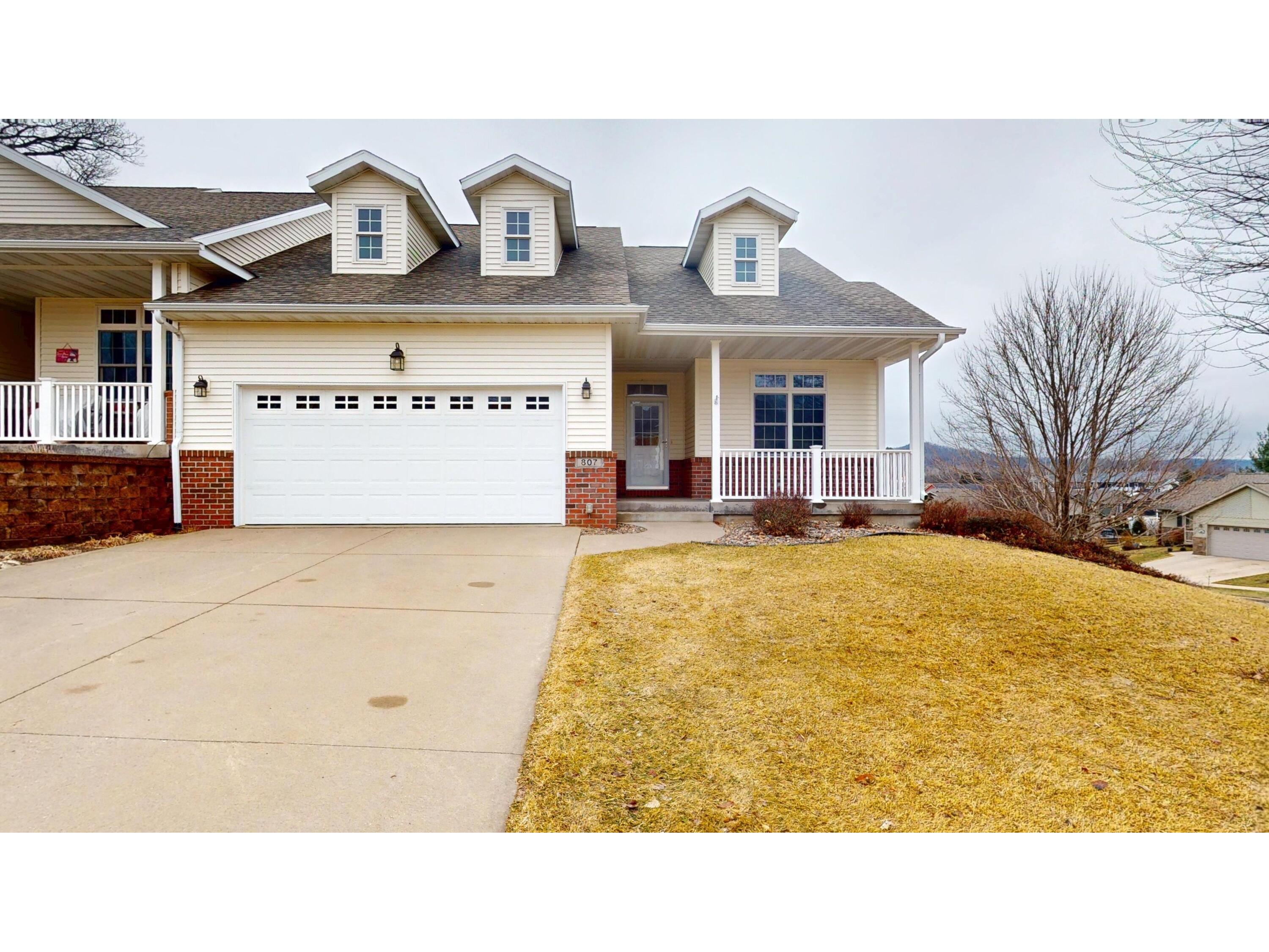 807 Maple Shade Holmen WI 54636 1953129 image1