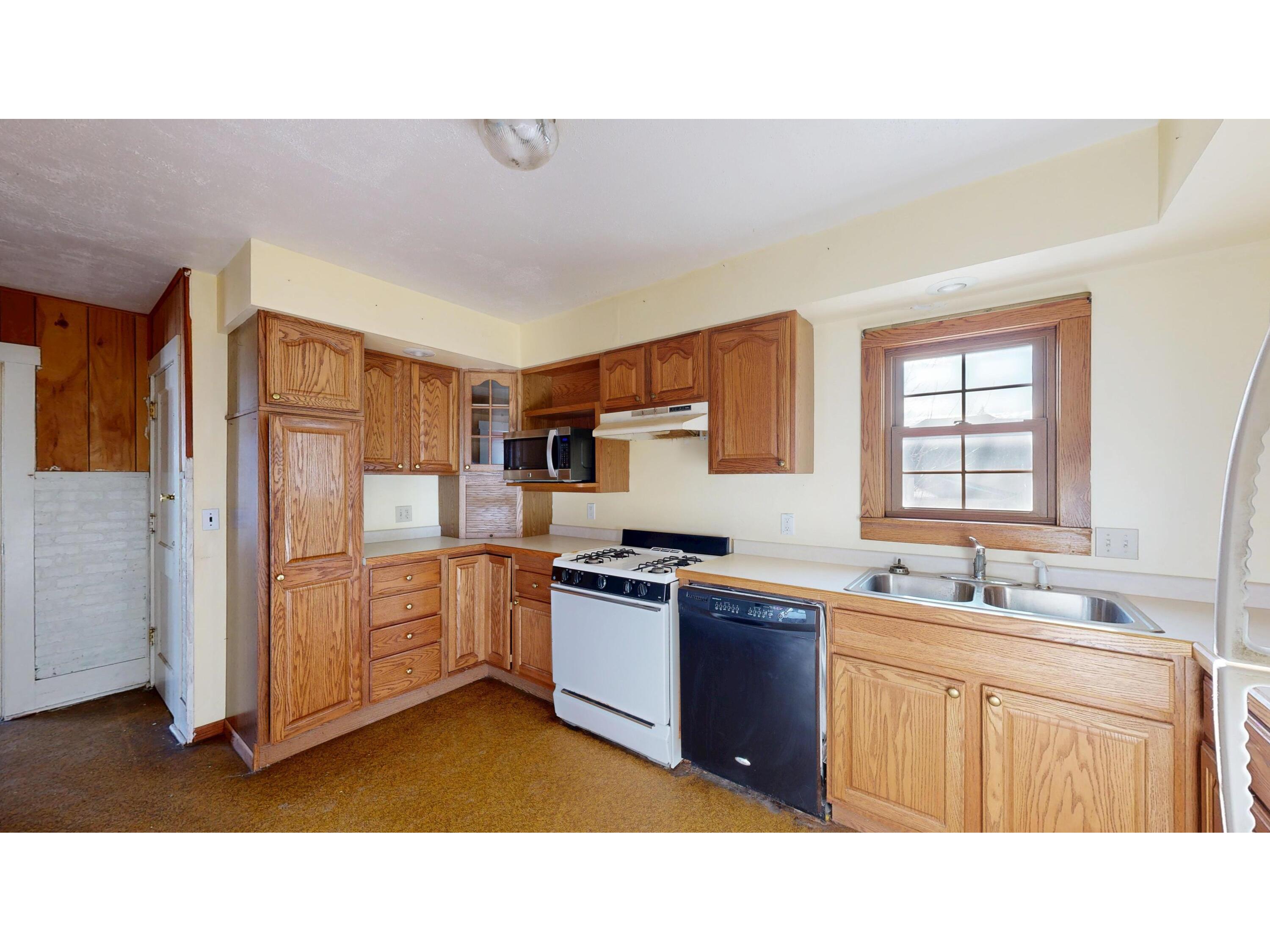 809 Ontario Cashton WI 54619 1947335 image11
