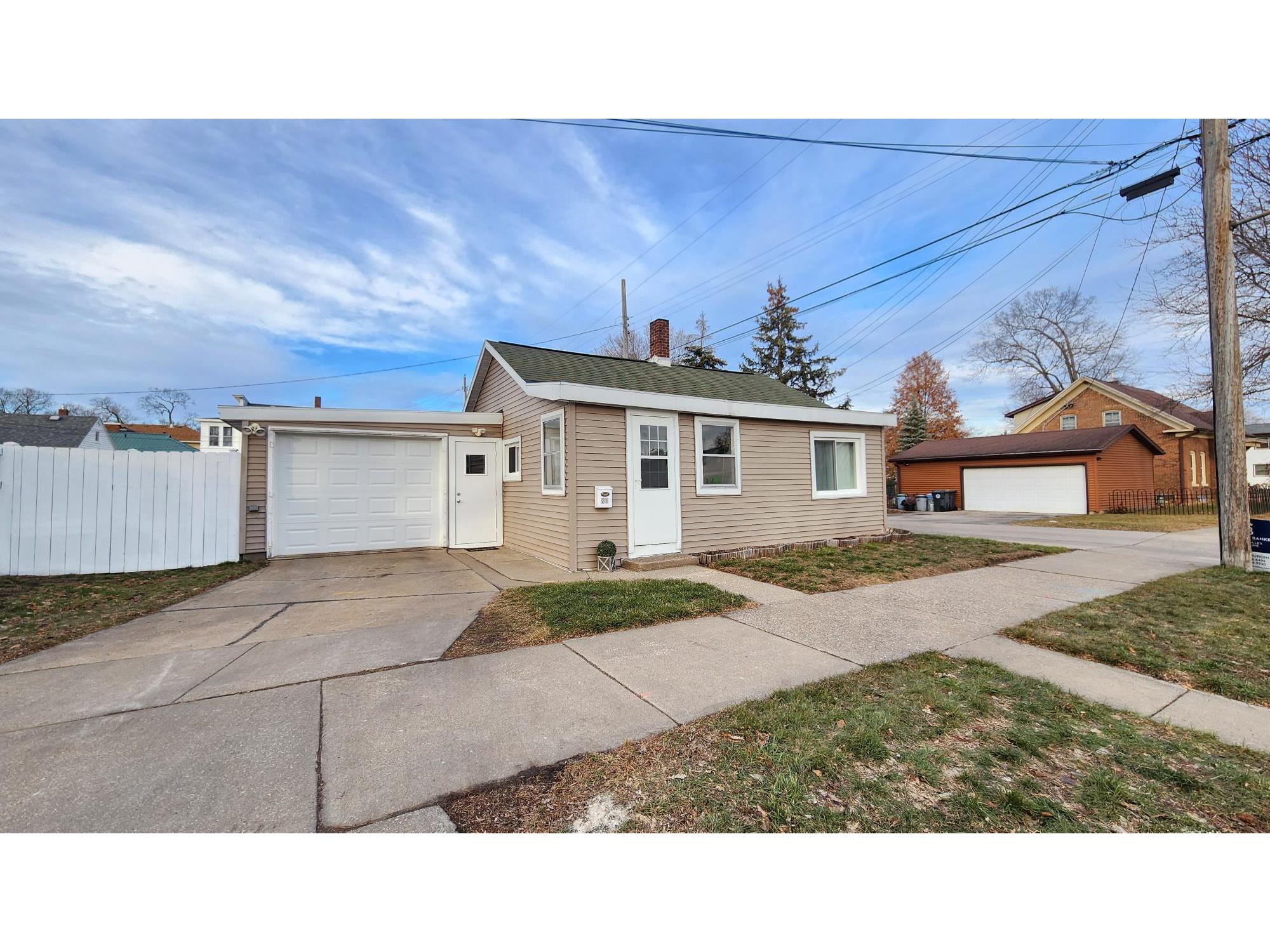 811 Adams La Crosse WI 54601 1863876 image1