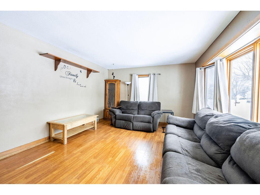 811 Pierce Onalaska WI 54650 1948711 image3