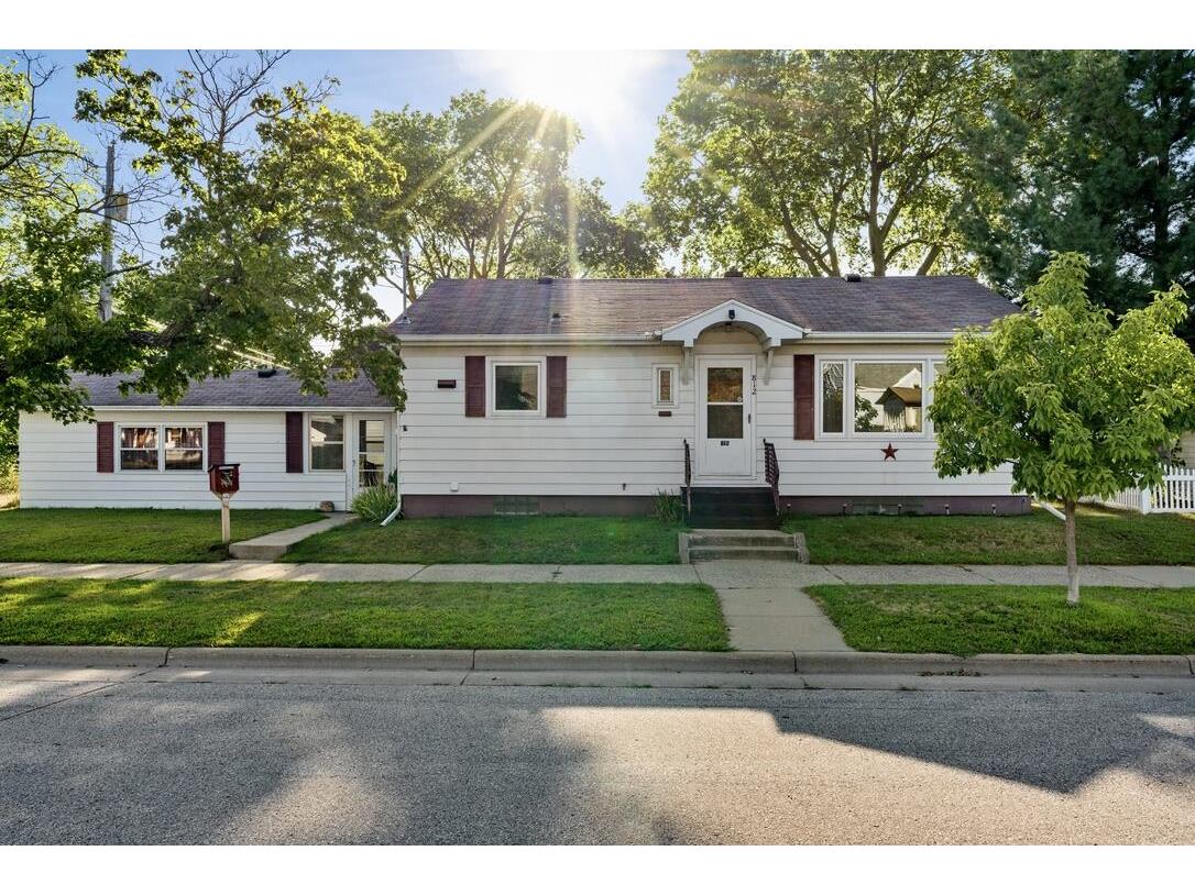 812 22nd La Crosse WI 54601 1889105 image1