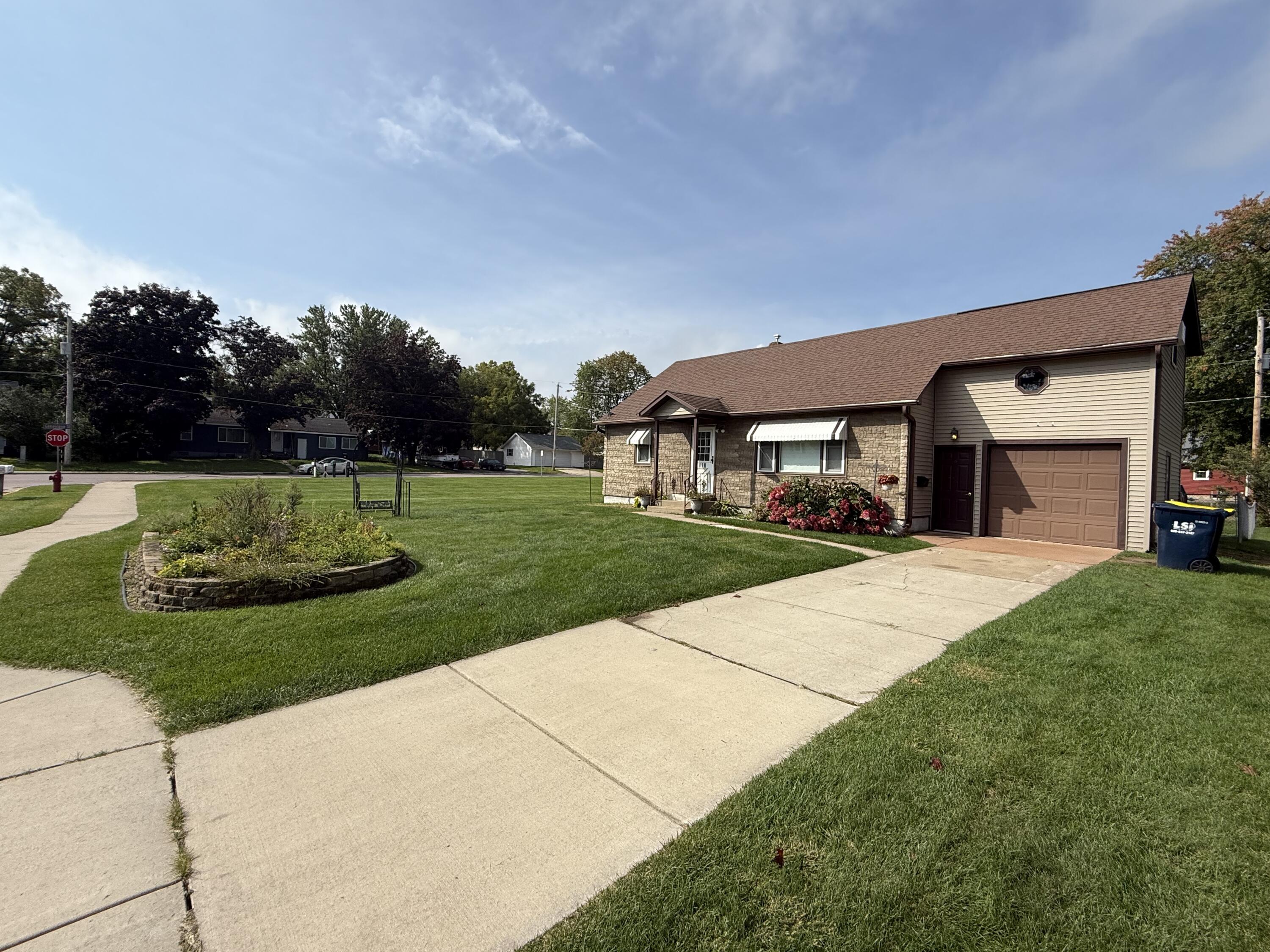 813 Hickory St Mauston WI 53948 1936366 image31