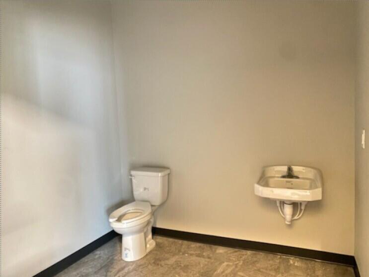 814 Main #Ste A Holmen WI 54636 1942728 image3