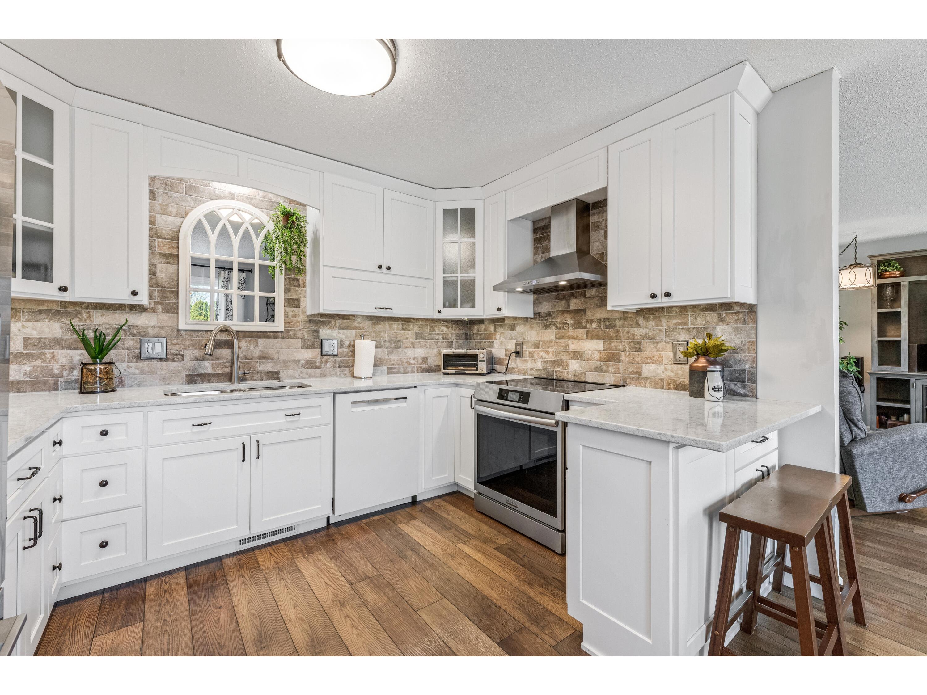 817 Kingston Caledonia MN 55921 1959781 image4