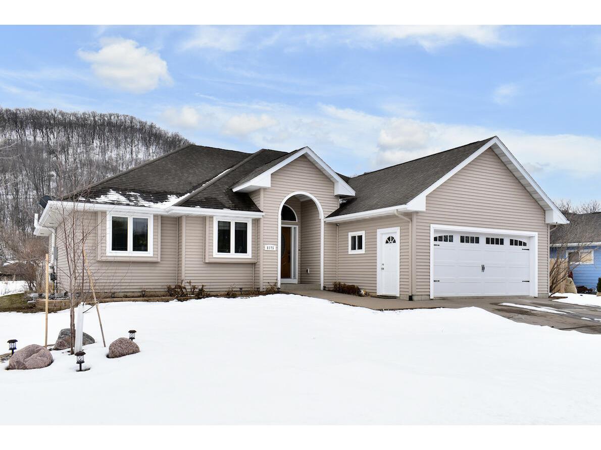 8175 6th Goodview MN 55959 1827602 image1