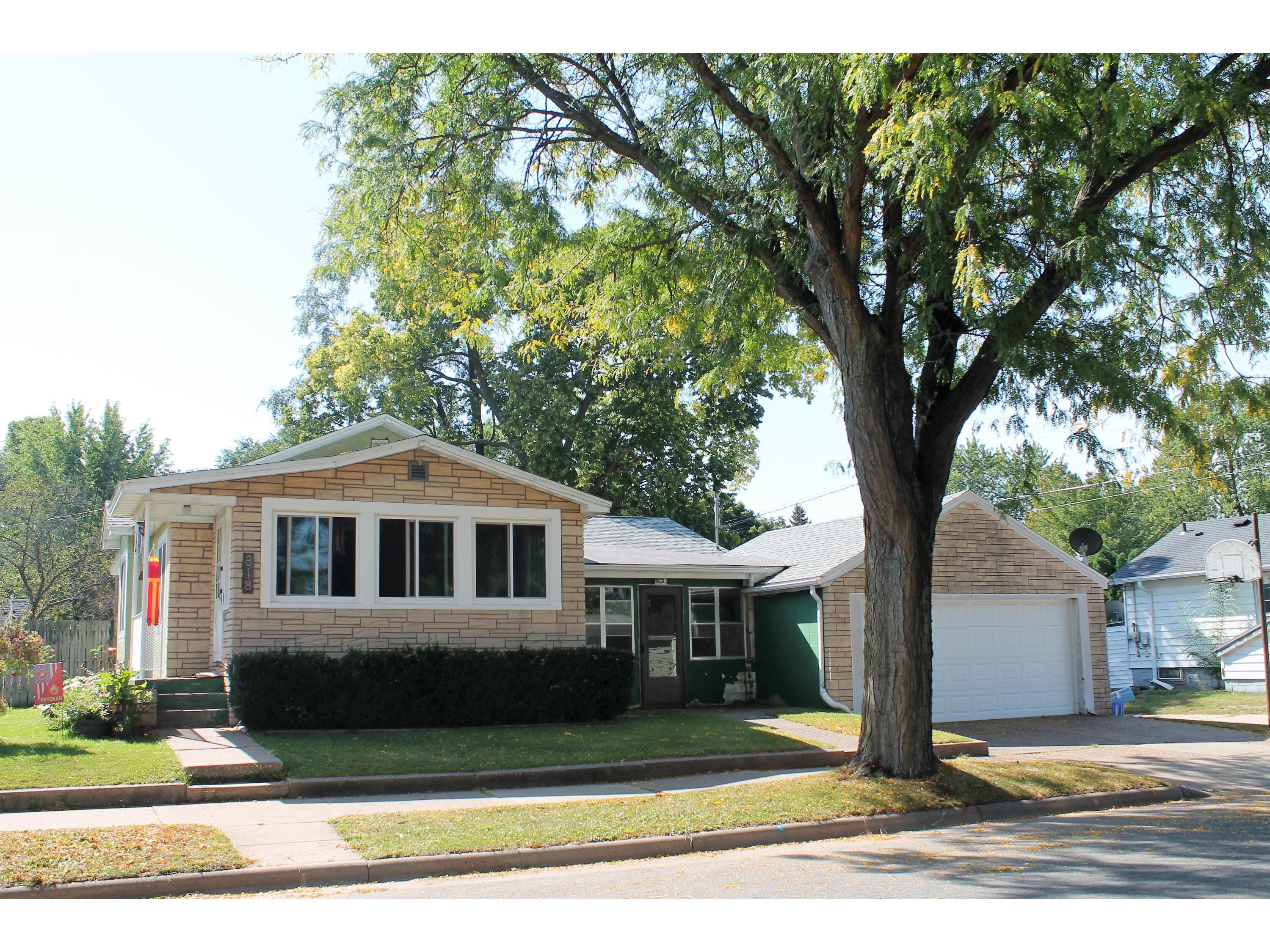 818 Livingston St La Crosse WI 54603 1764950 image1