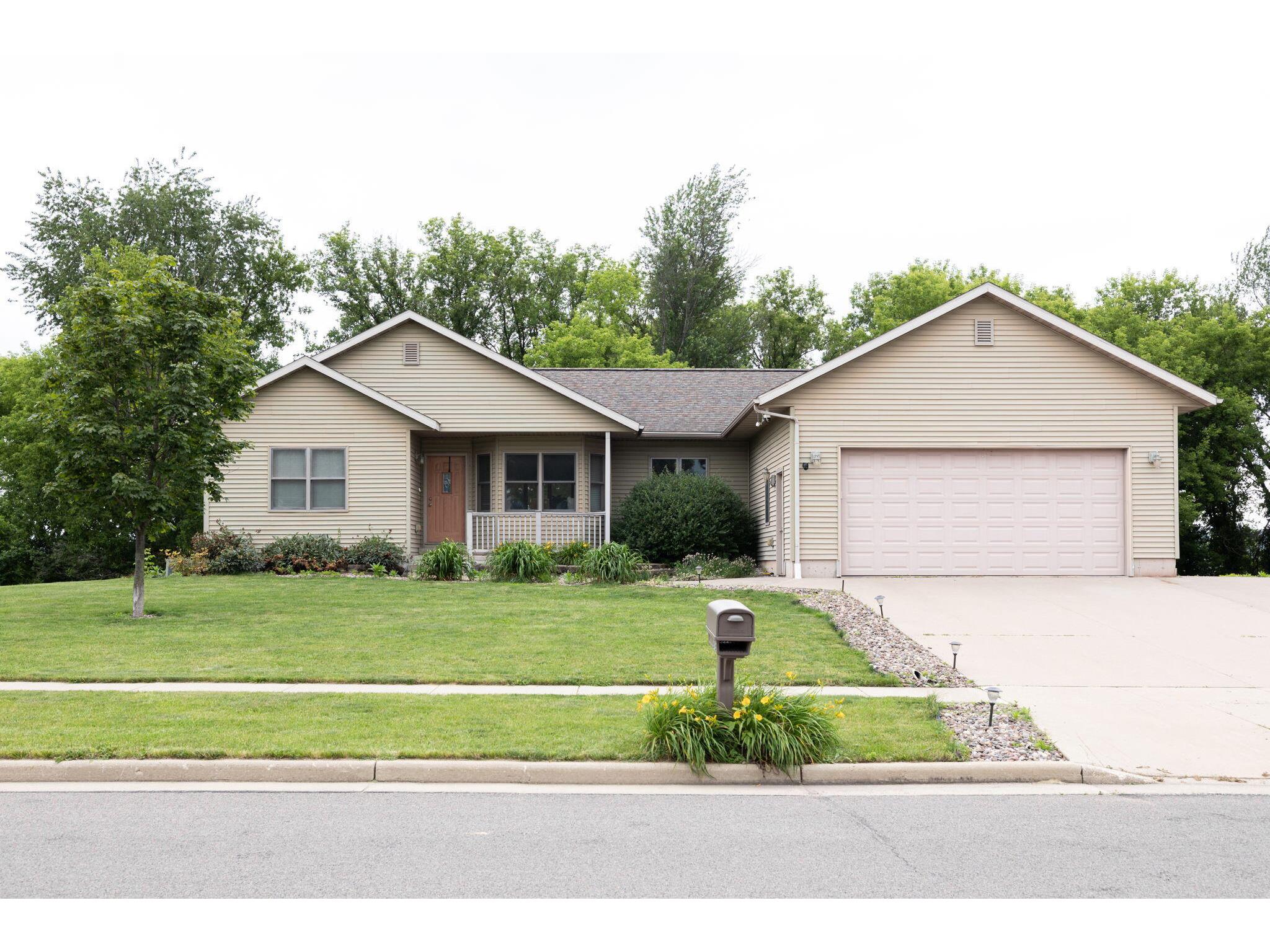 818 Meadow View Bangor WI 54614 1880273 image1
