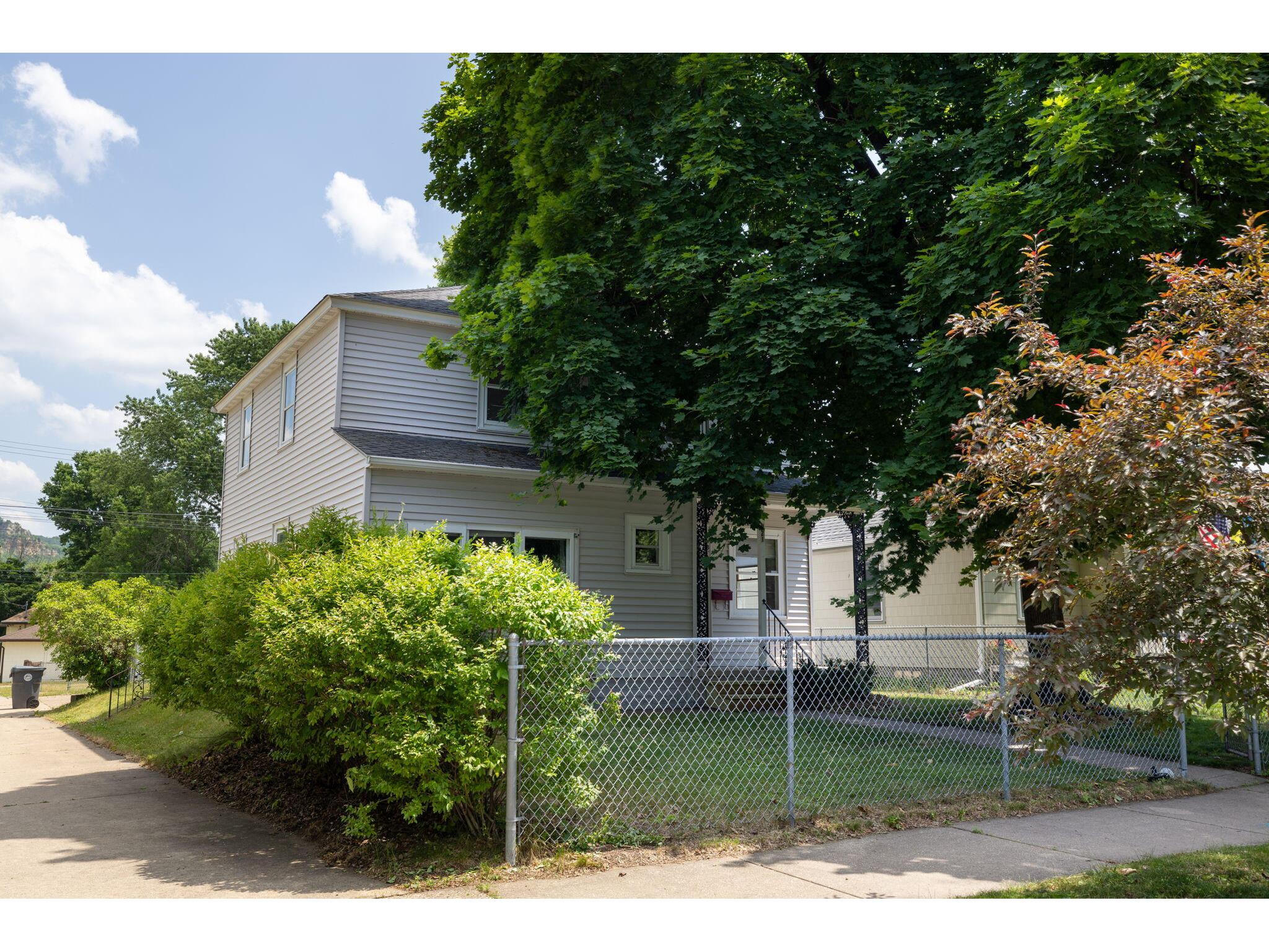 821 20th La Crosse WI 54601 1839428 image1