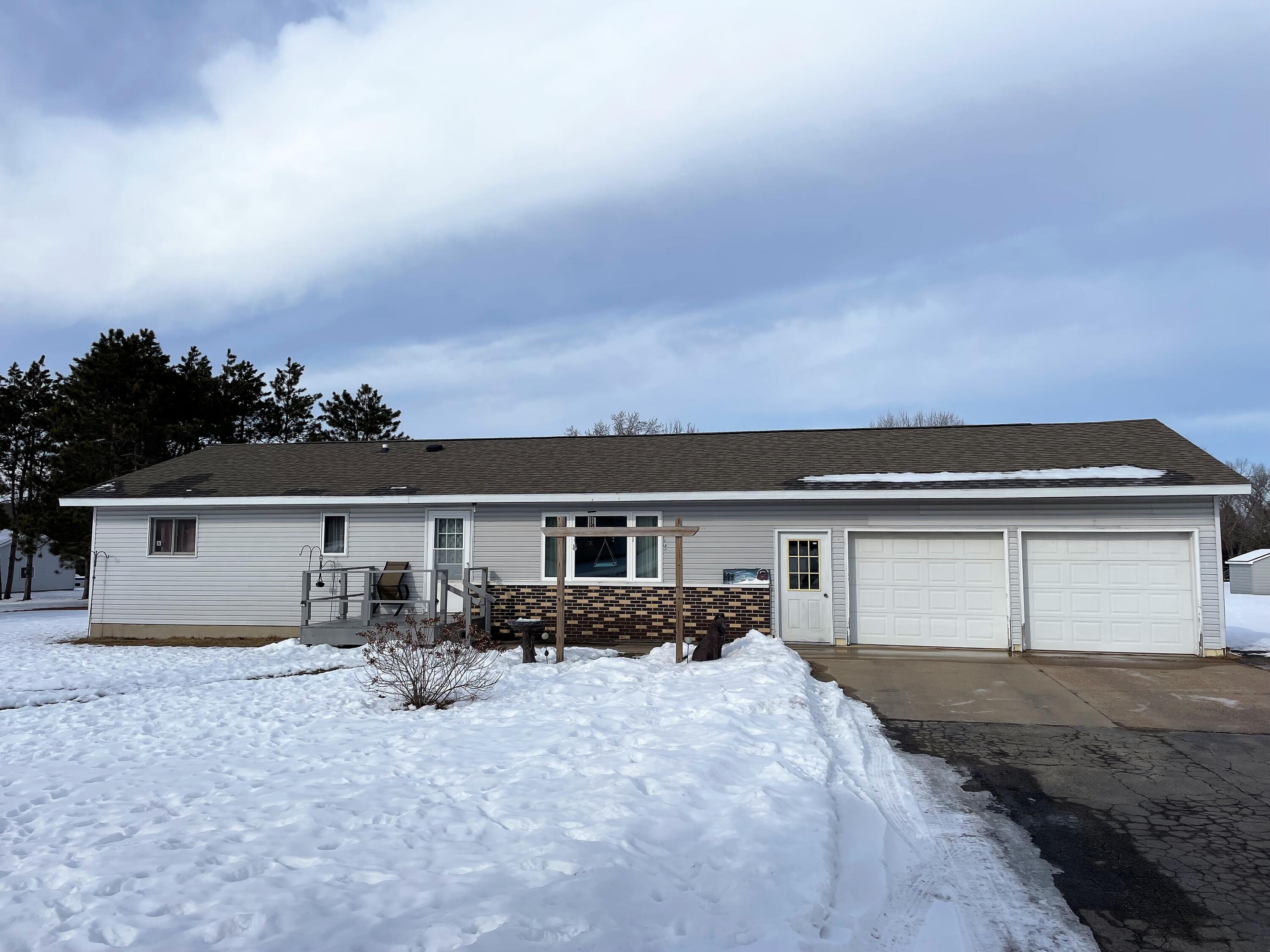 8210 Icon Sparta WI 54656 1824110 image1