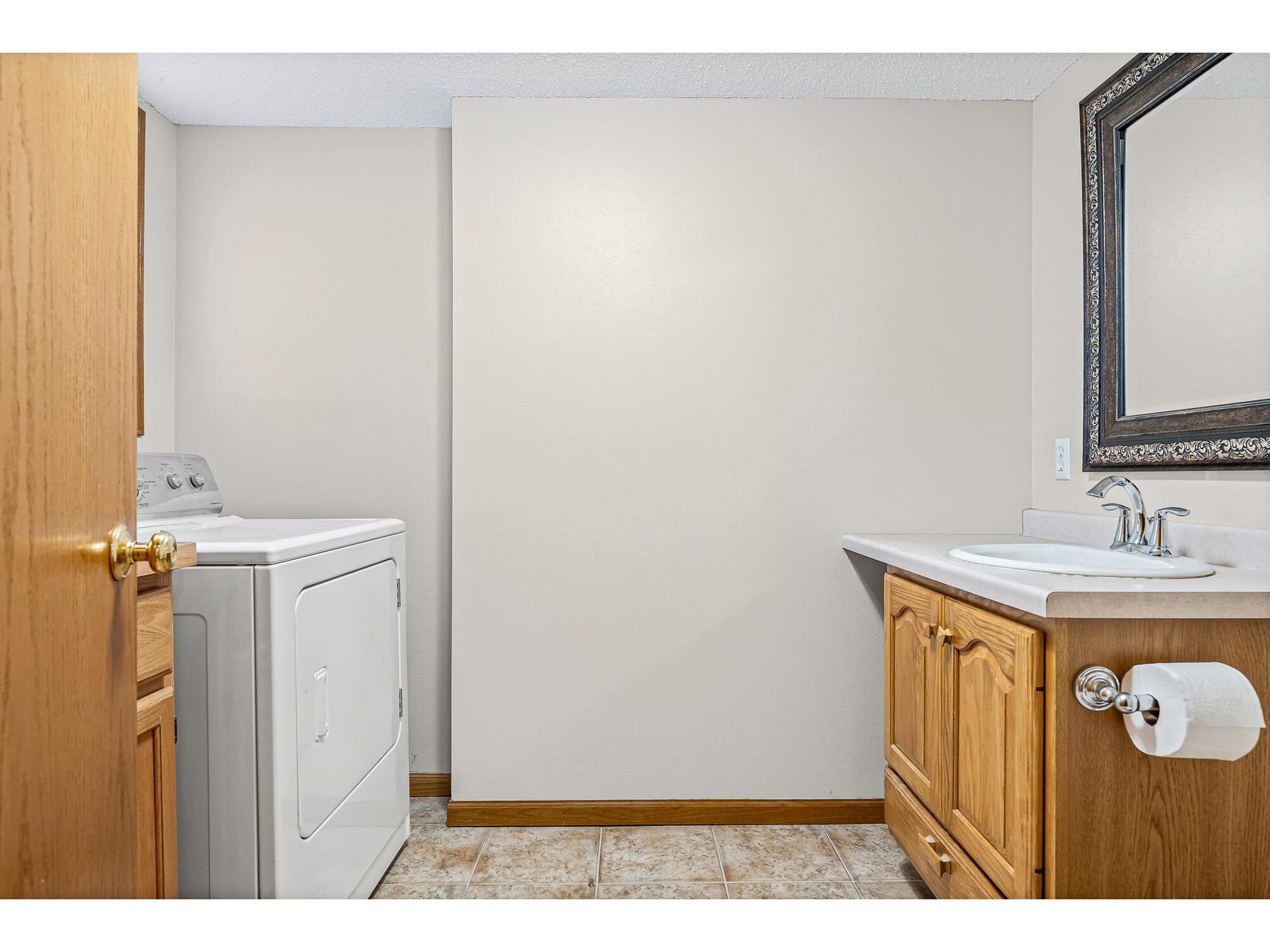 823 Windhill Onalaska WI 54650 1964650 image28