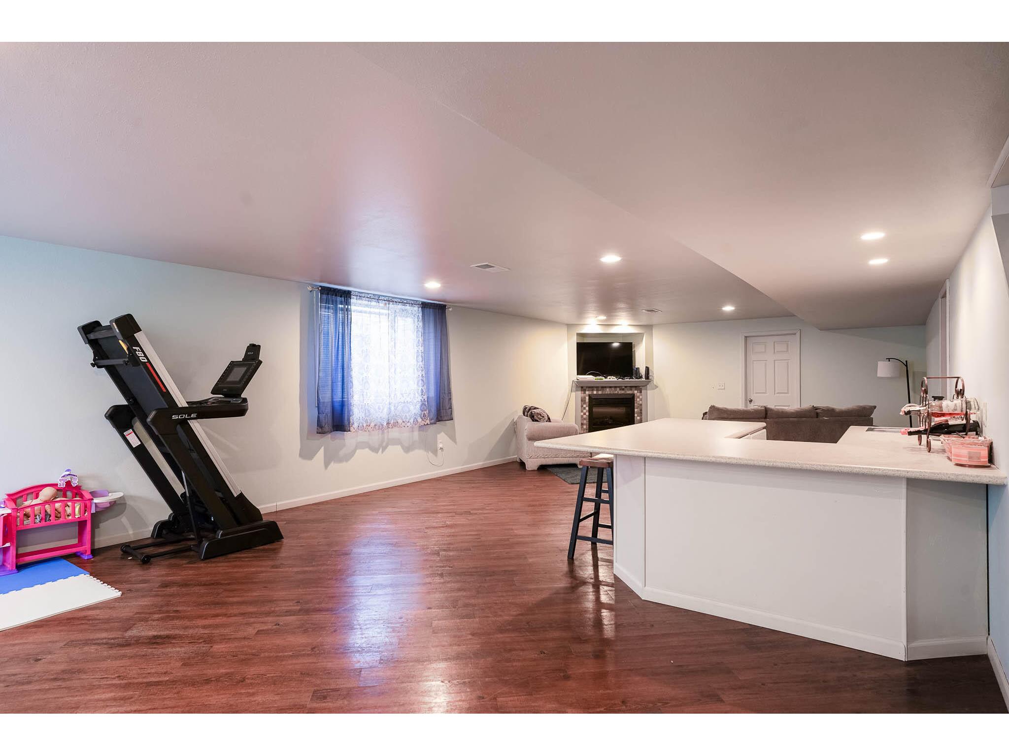 8230 6th Goodview MN 55959 1964852 image17