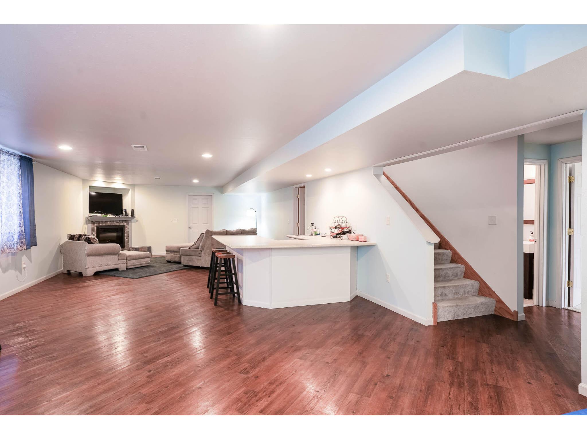 8230 6th Goodview MN 55959 1964852 image19