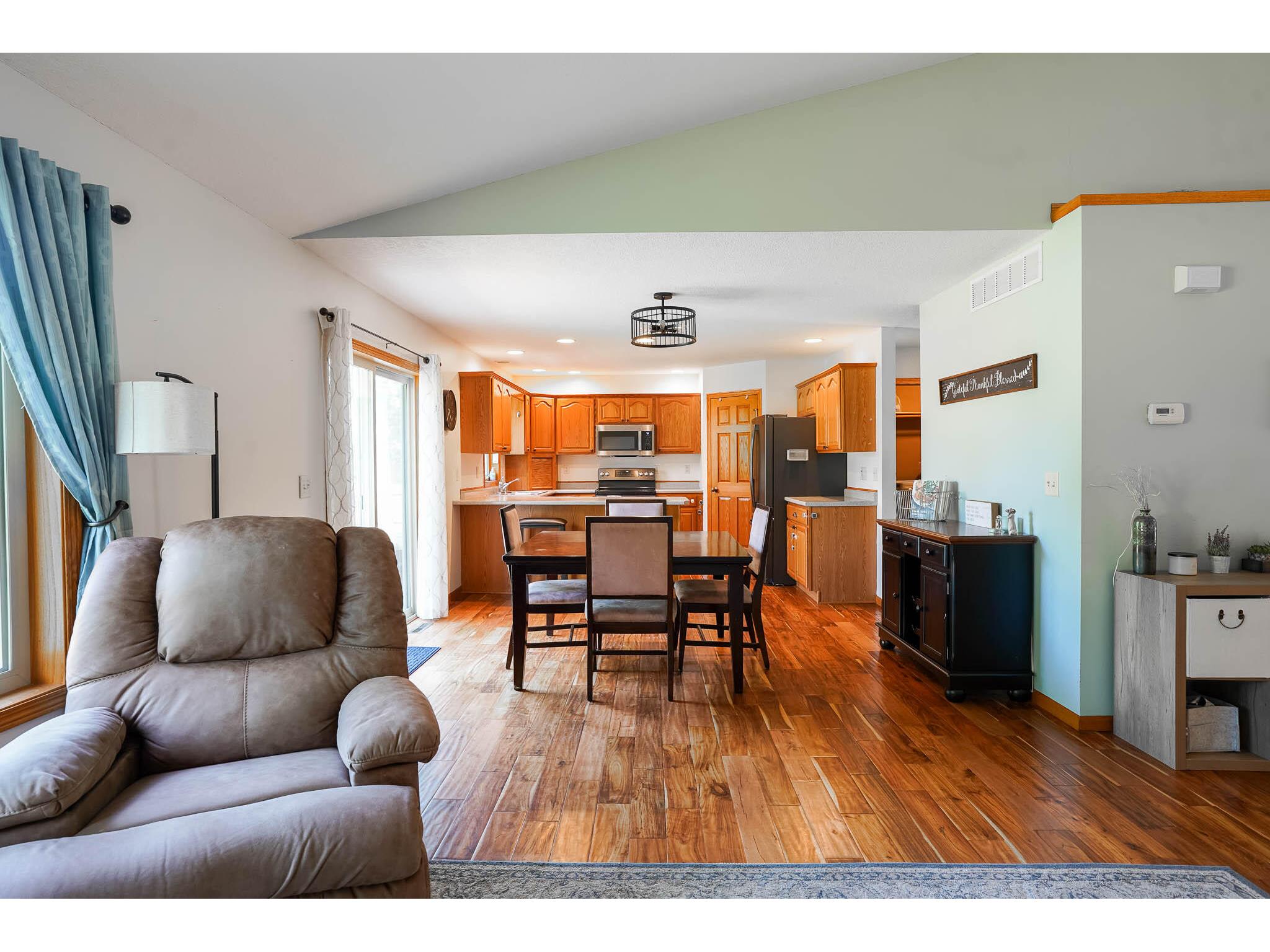 8230 6th Goodview MN 55959 1964852 image24