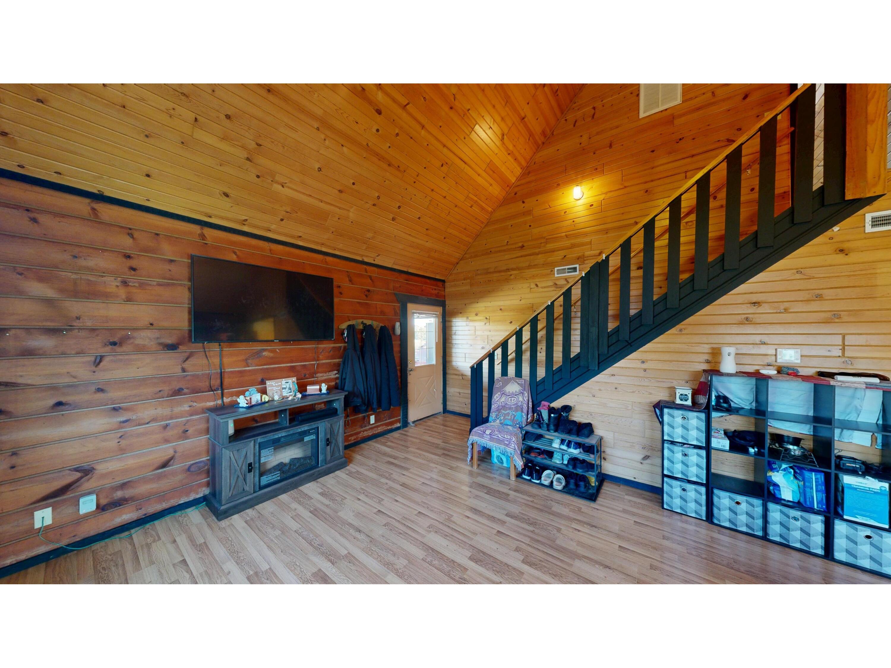 824 Waterslide Warrens WI 54666 1936914 image2