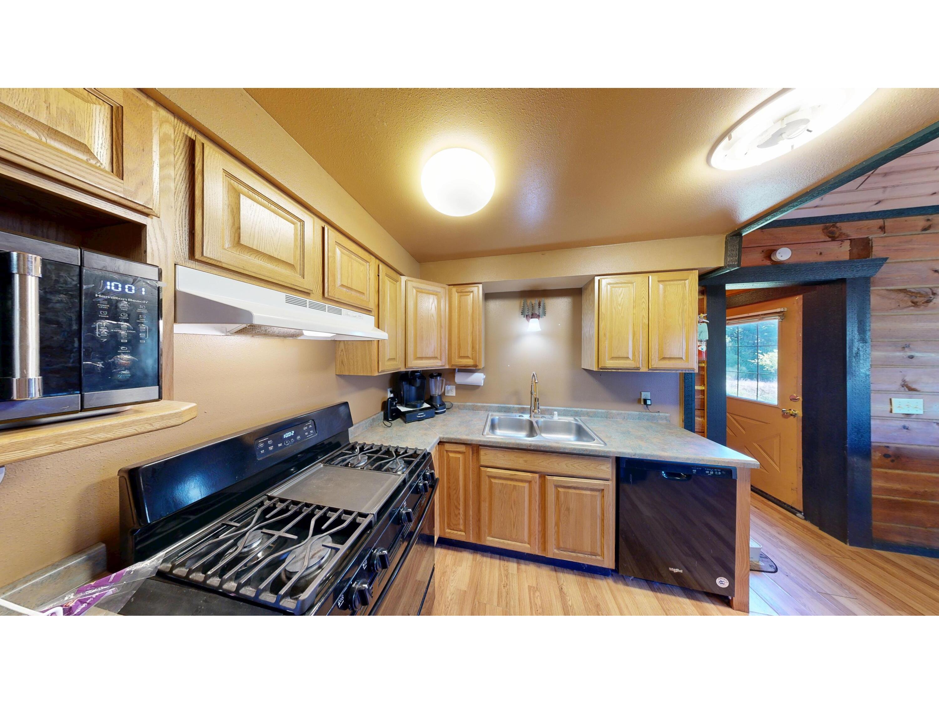 824 Waterslide Warrens WI 54666 1936914 image8