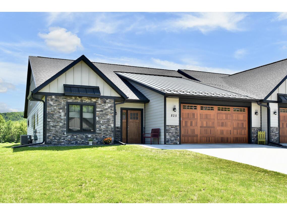 825 Bridle La Crescent MN 55947 1836158 image1