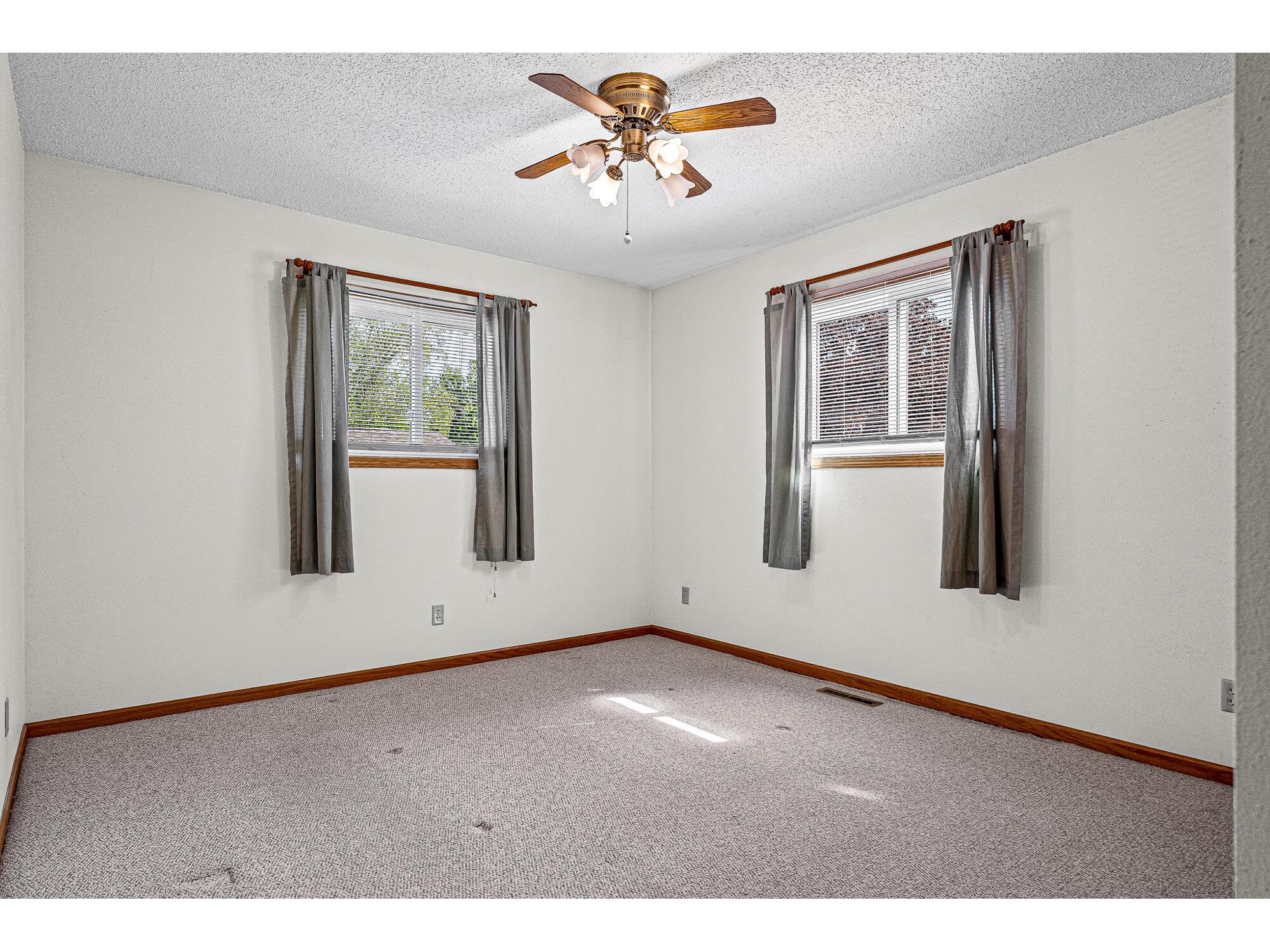 825 Valley Onalaska WI 54650 1962966 image17