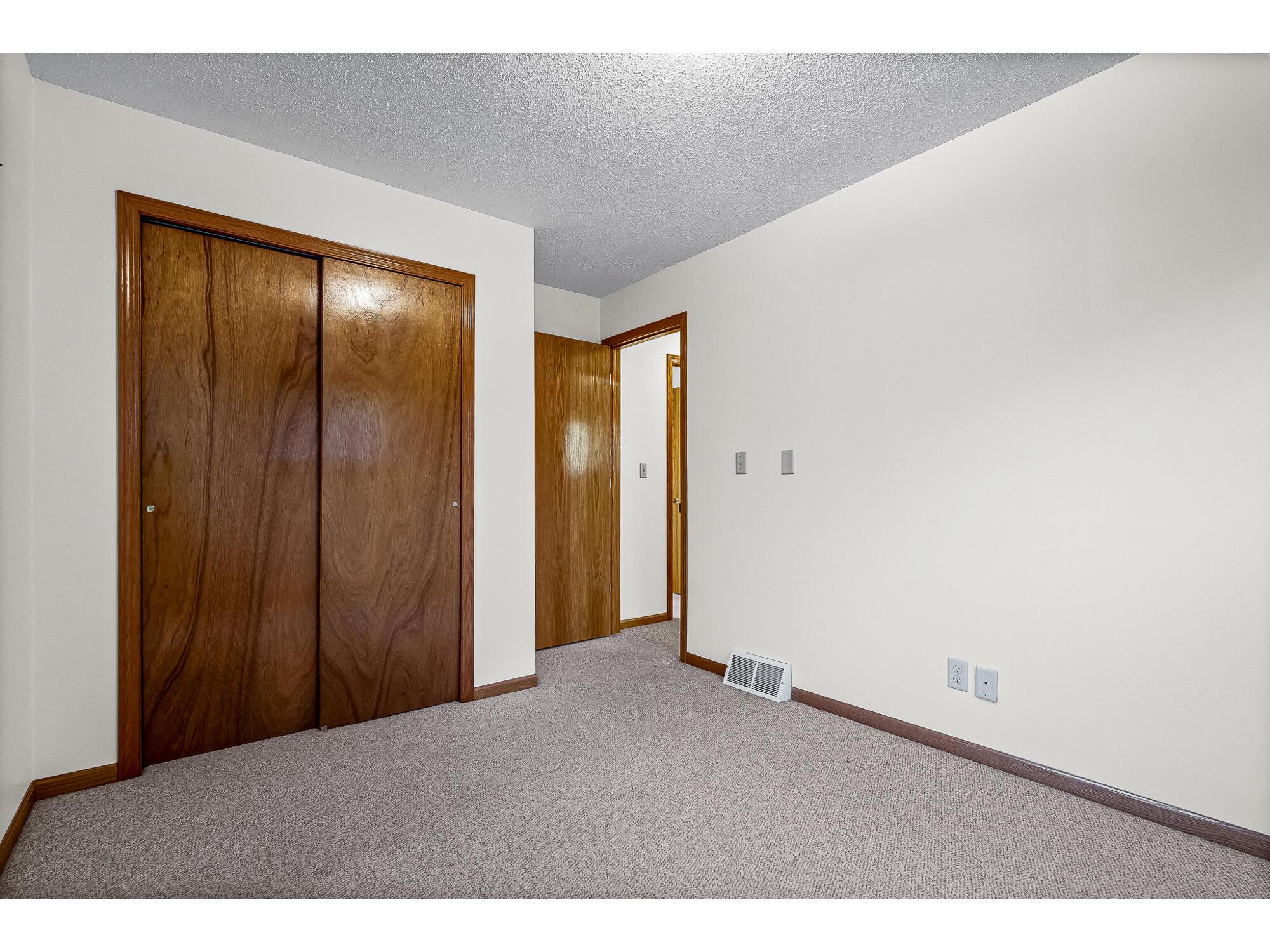 825 Valley Onalaska WI 54650 1962966 image20