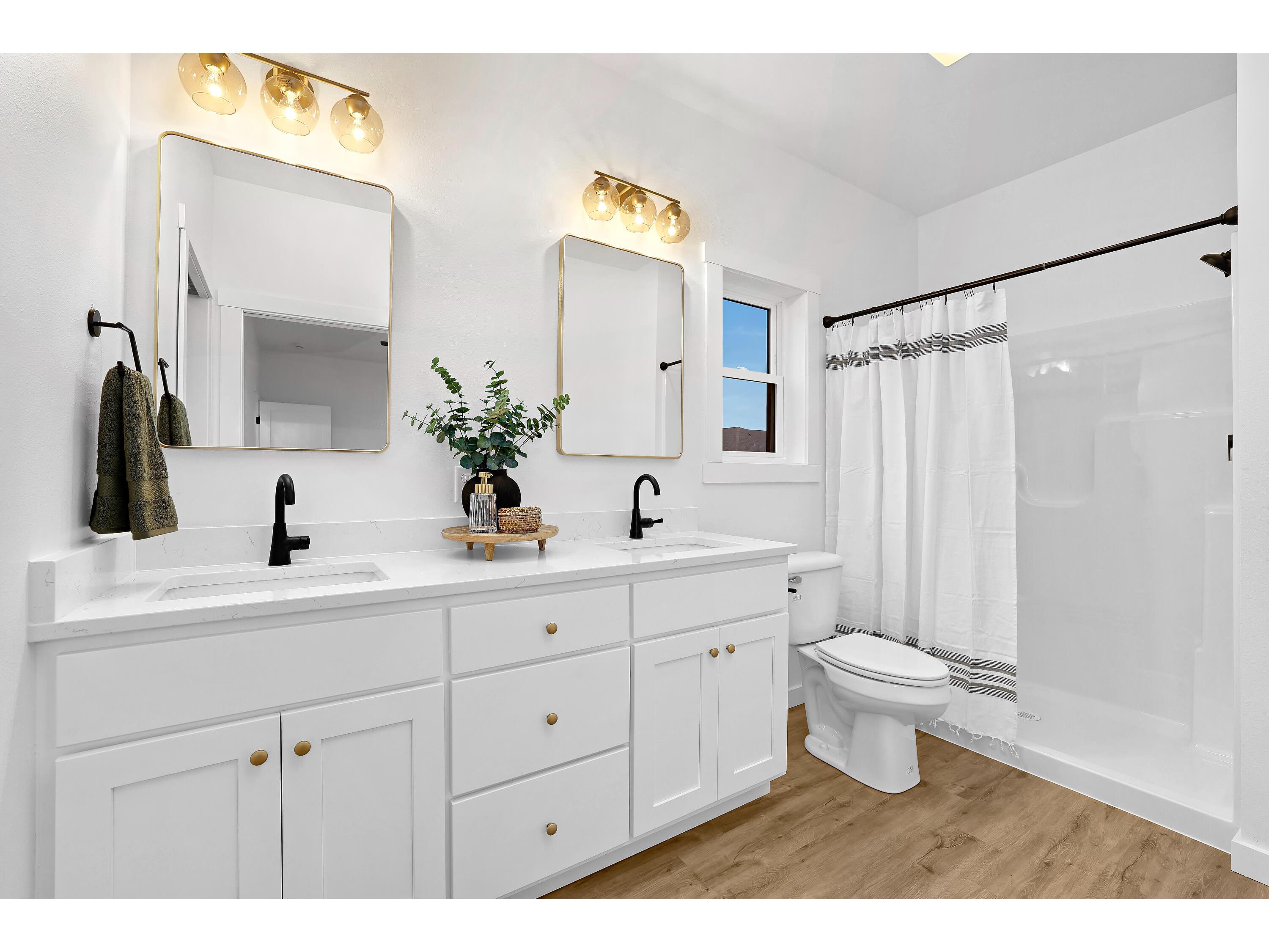 826 Clark Holmen WI 54636 1944837 image14