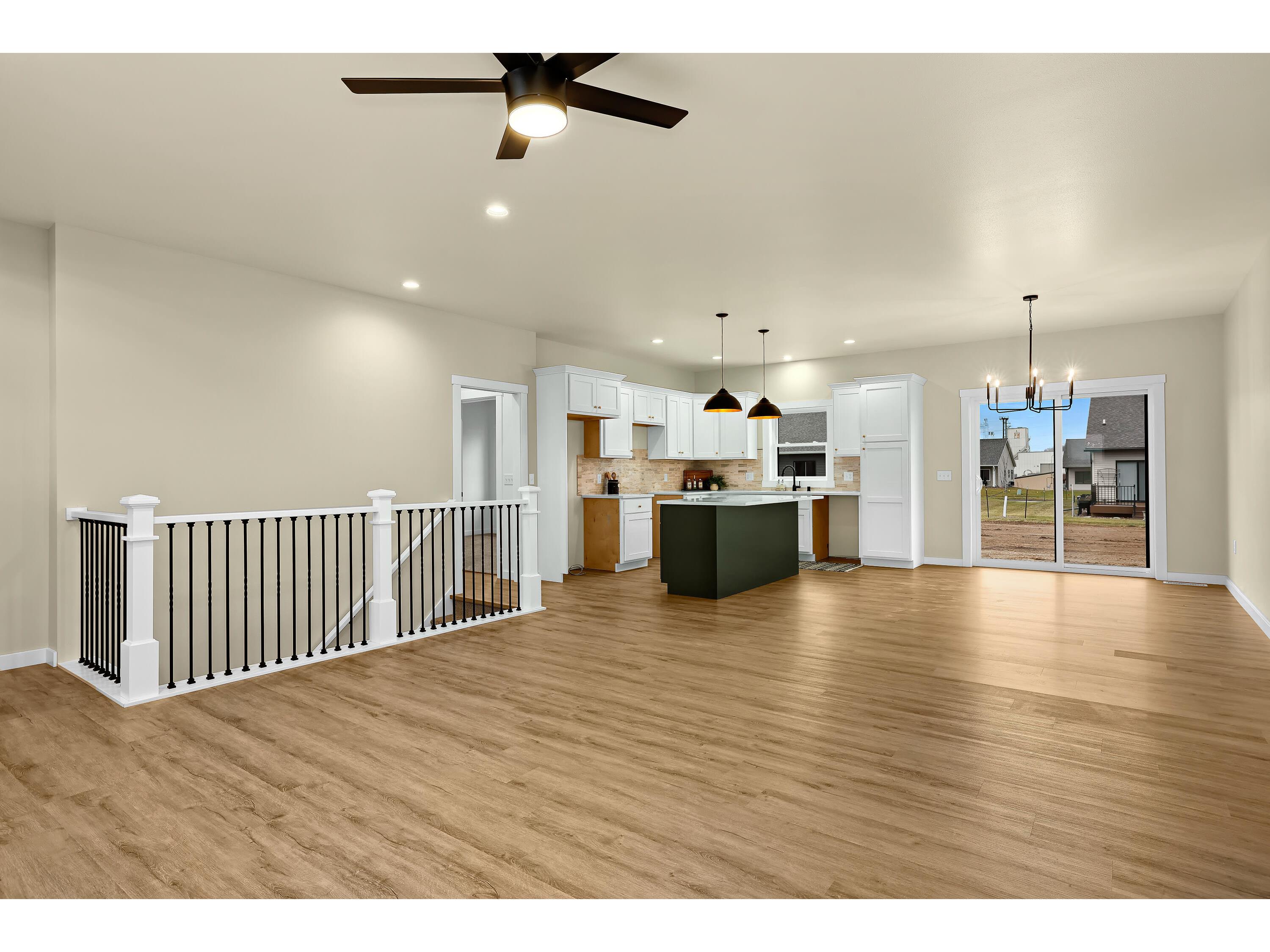 826 Clark Holmen WI 54636 1944837 image9