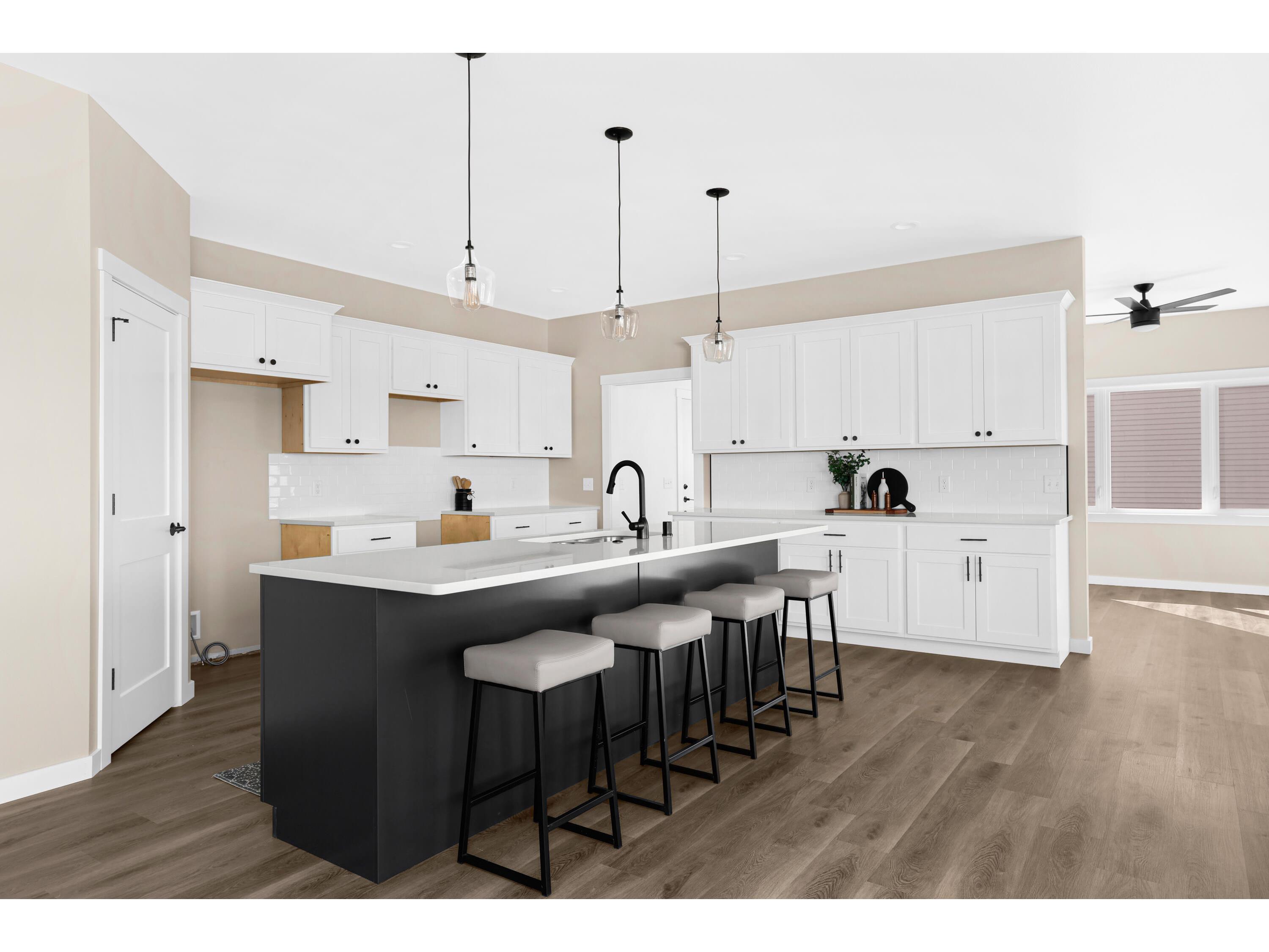 827 Clark Holmen WI 54636 1944838 image6