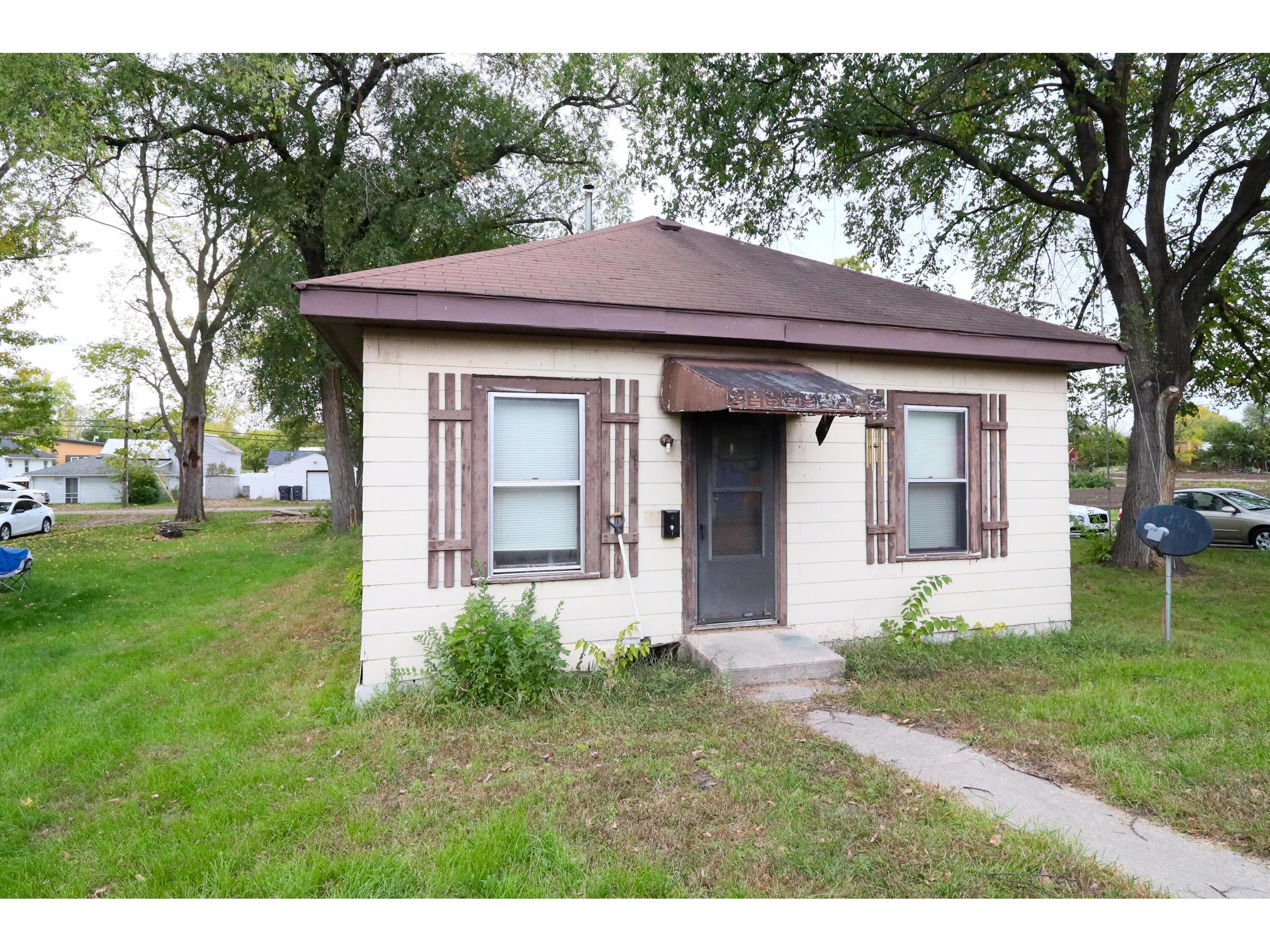 831 George La Crosse WI 54603 1854699 image1
