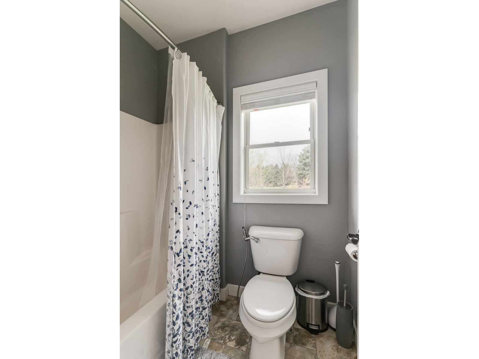 839 Rolling Oaks Onalaska WI 54650 1958124 image18