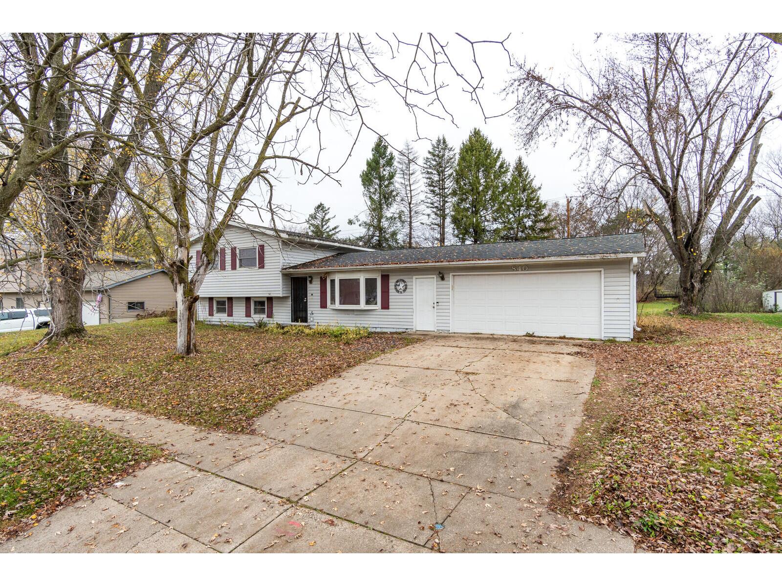 840 Brickl West Salem WI 54669 1898725 image1