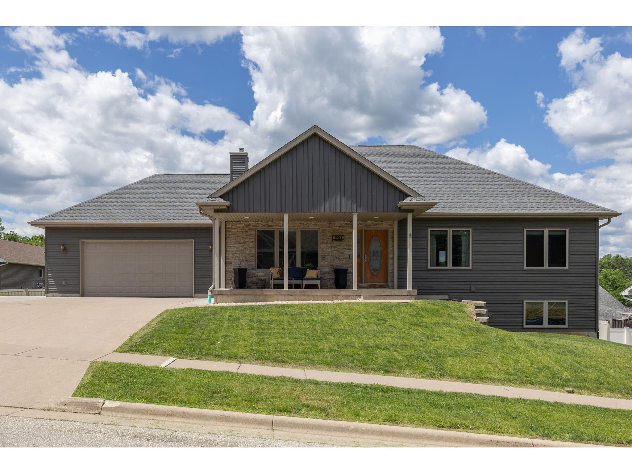 840 Wagon West Salem WI 54669 1879721 image1