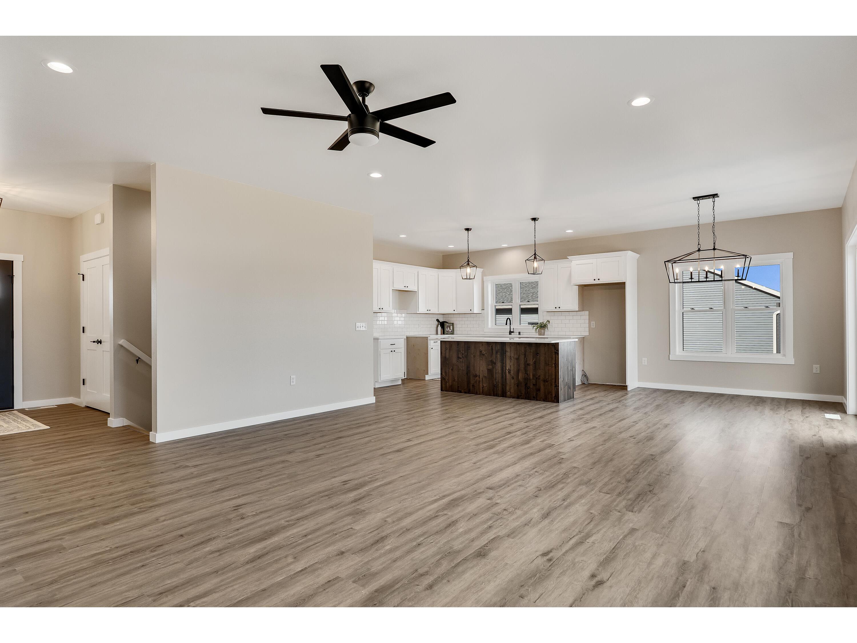 845 Crockett Holmen WI 54636 1934572 image11