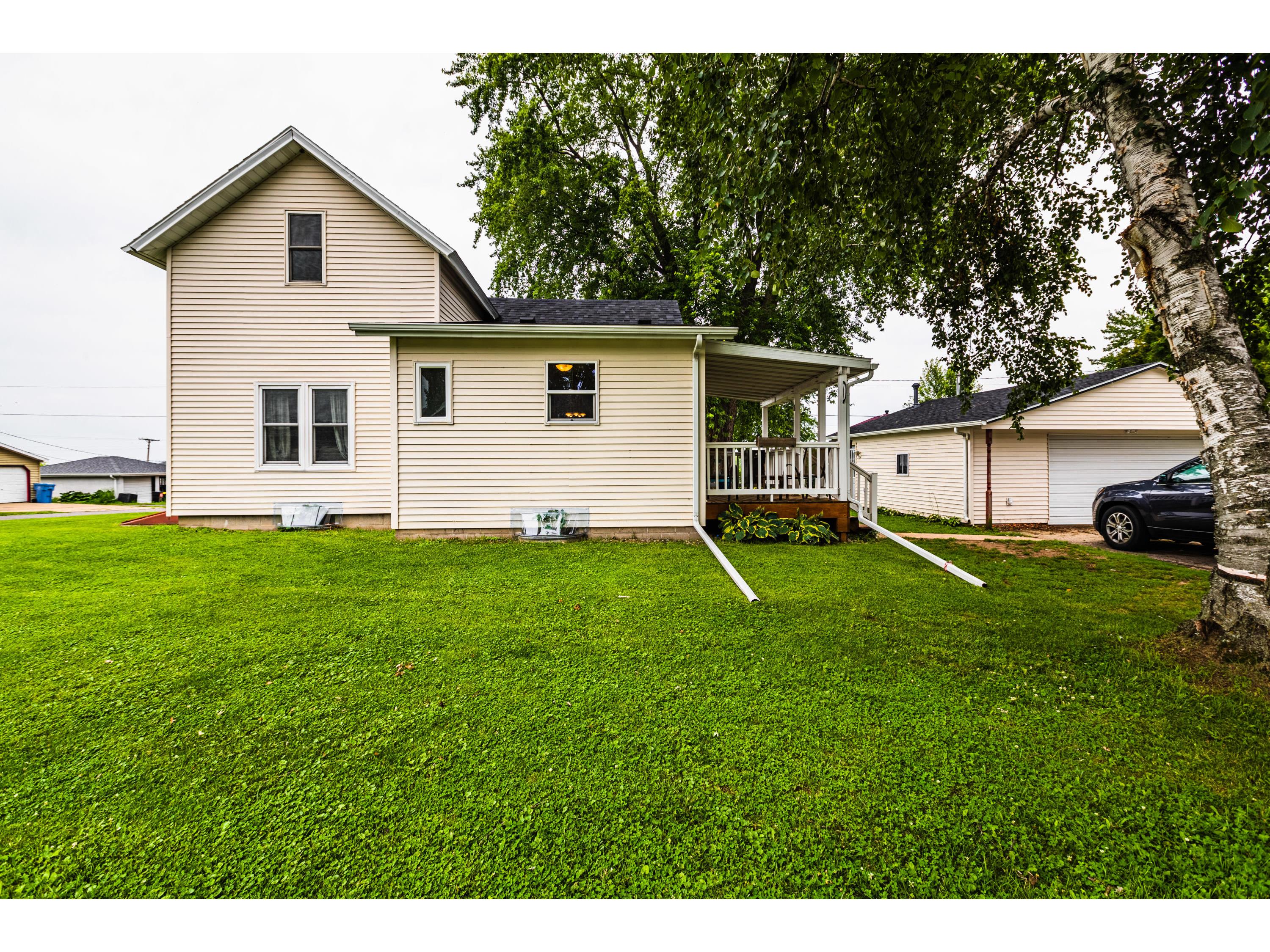 845 Main St, Dakota, MN, 55925 MLS 1756463 Edina Realty