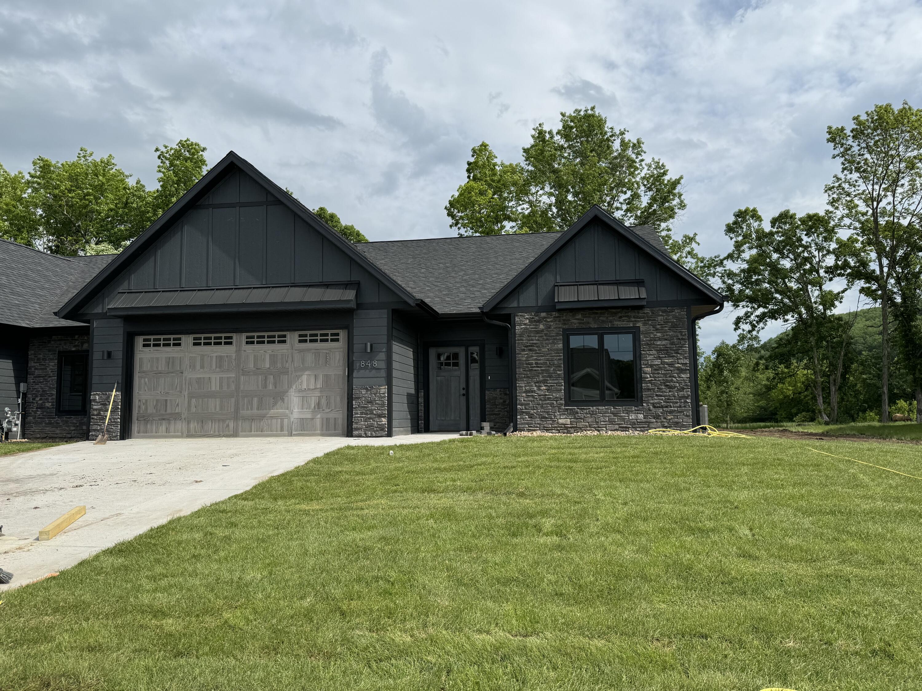 848 Bridle La Crescent MN 55947 1877790 image1