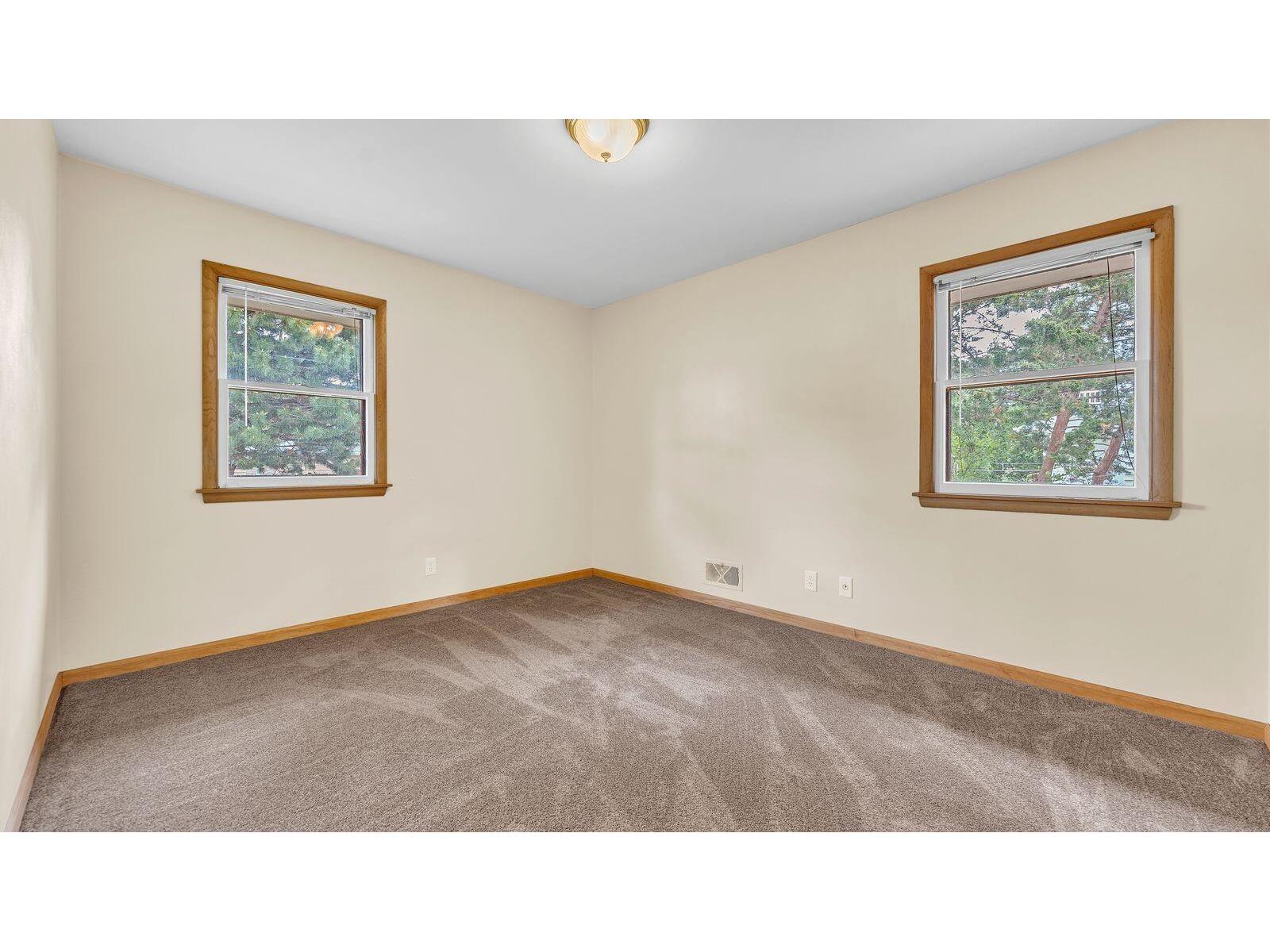 85 S Reserve Fond Du Lac WI 54935 1964010 image11