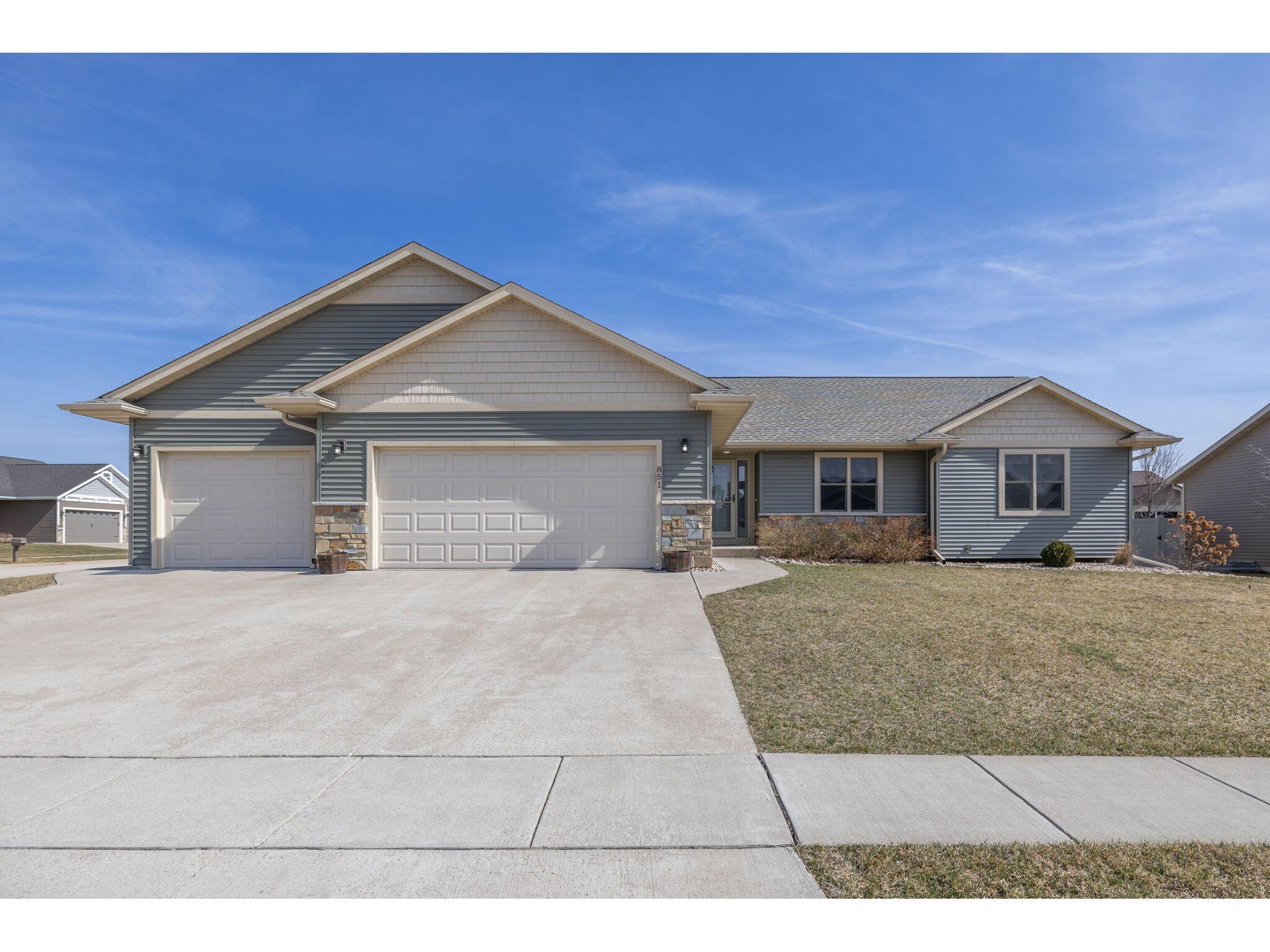 851 Deerfield West Salem WI 54669 1867743 image1