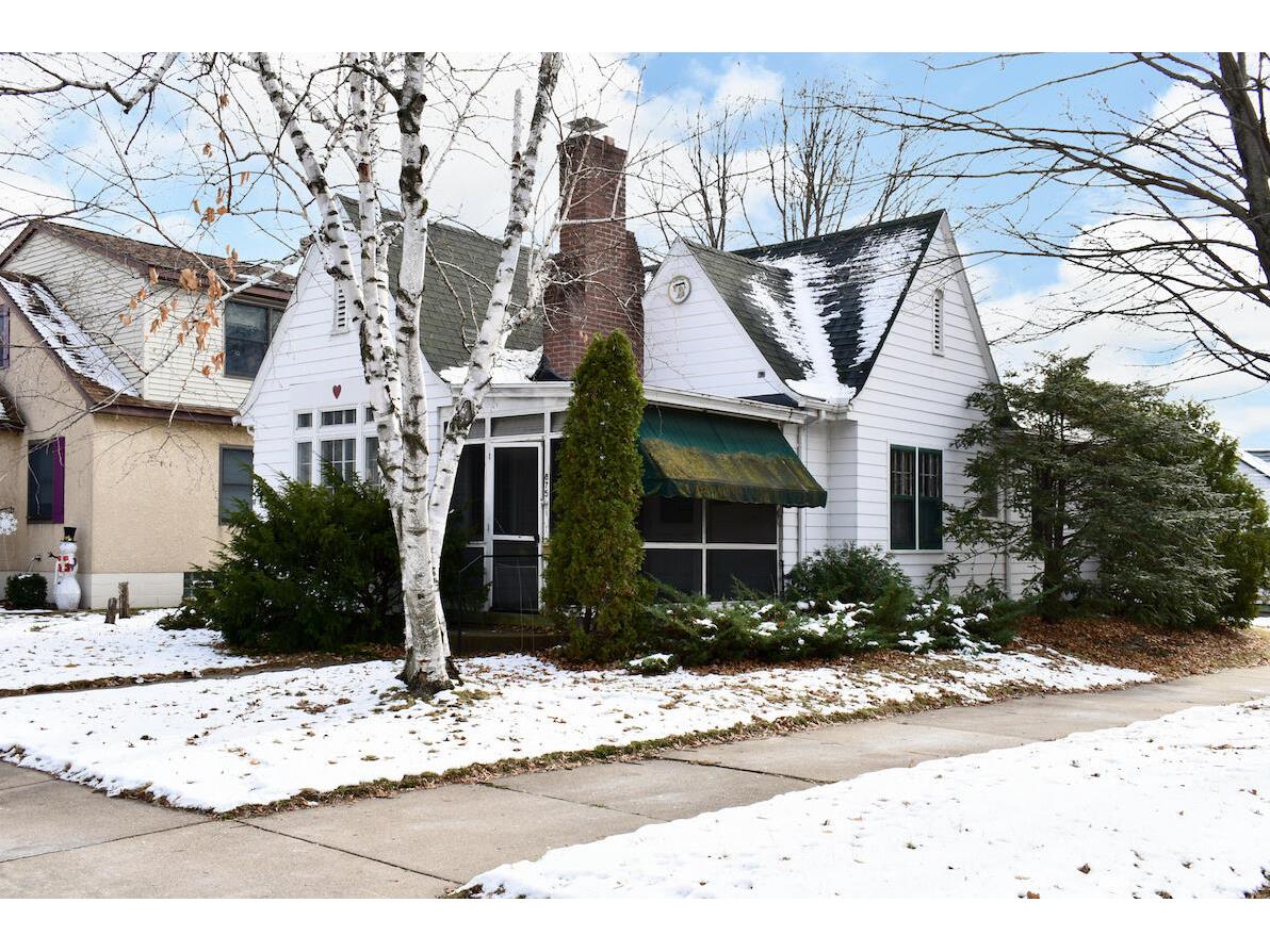 875 10th Winona MN 55987 1819013 image1