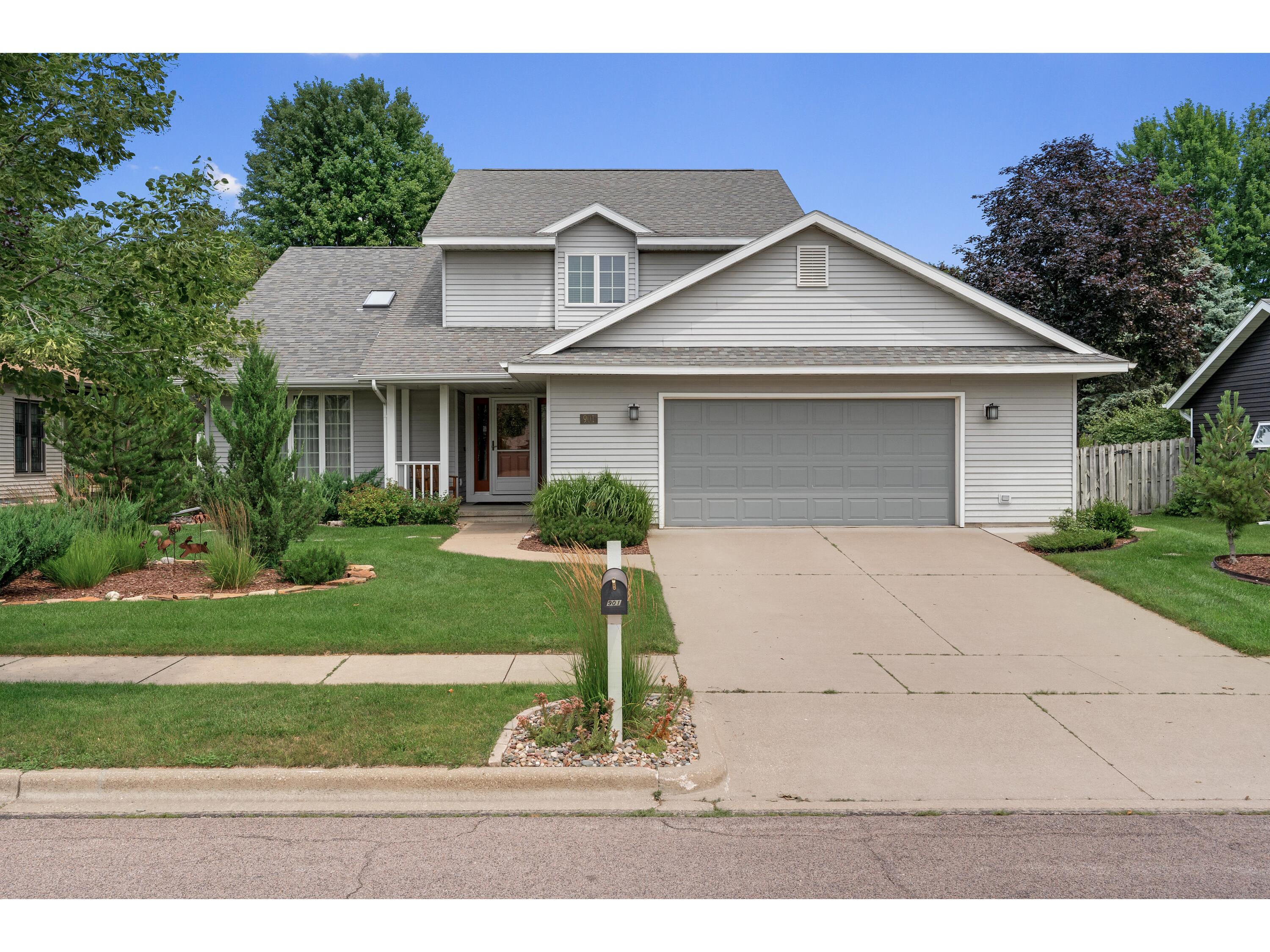 901 Lake Onalaska WI 54650 1884020 image1